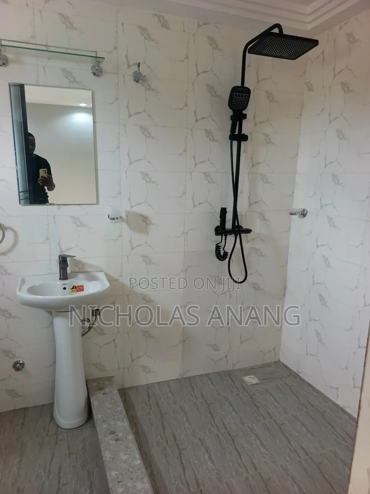 1bdrm Apartment in The Dorns Properties, New Town for rent