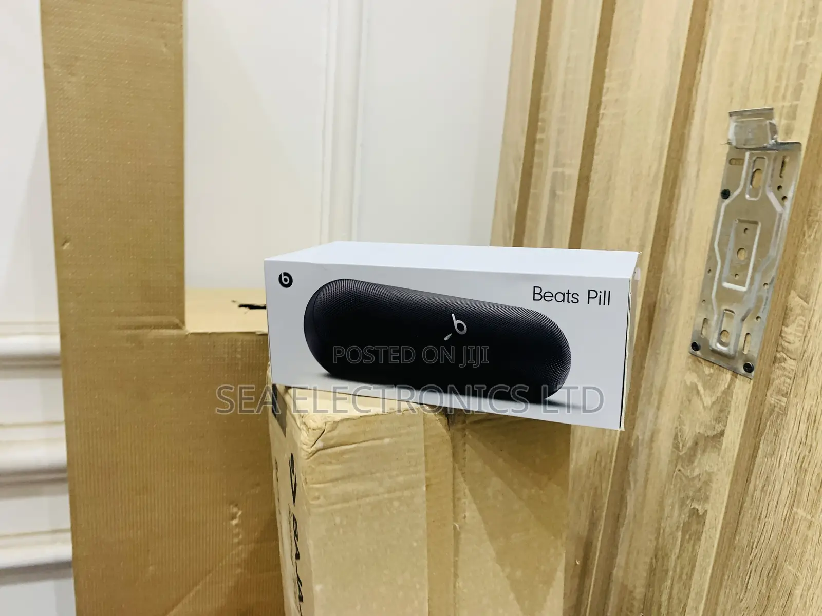 Beats by Dr. Dre Pill Wireless Speaker (Matte Black)