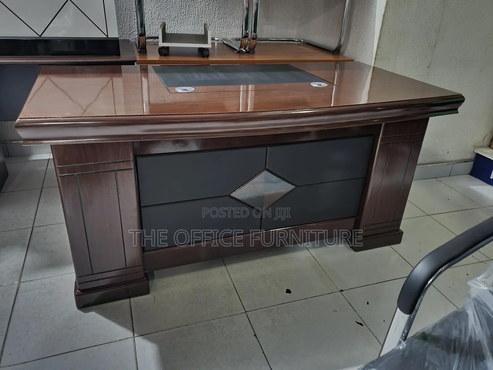 1.6 Executive Table