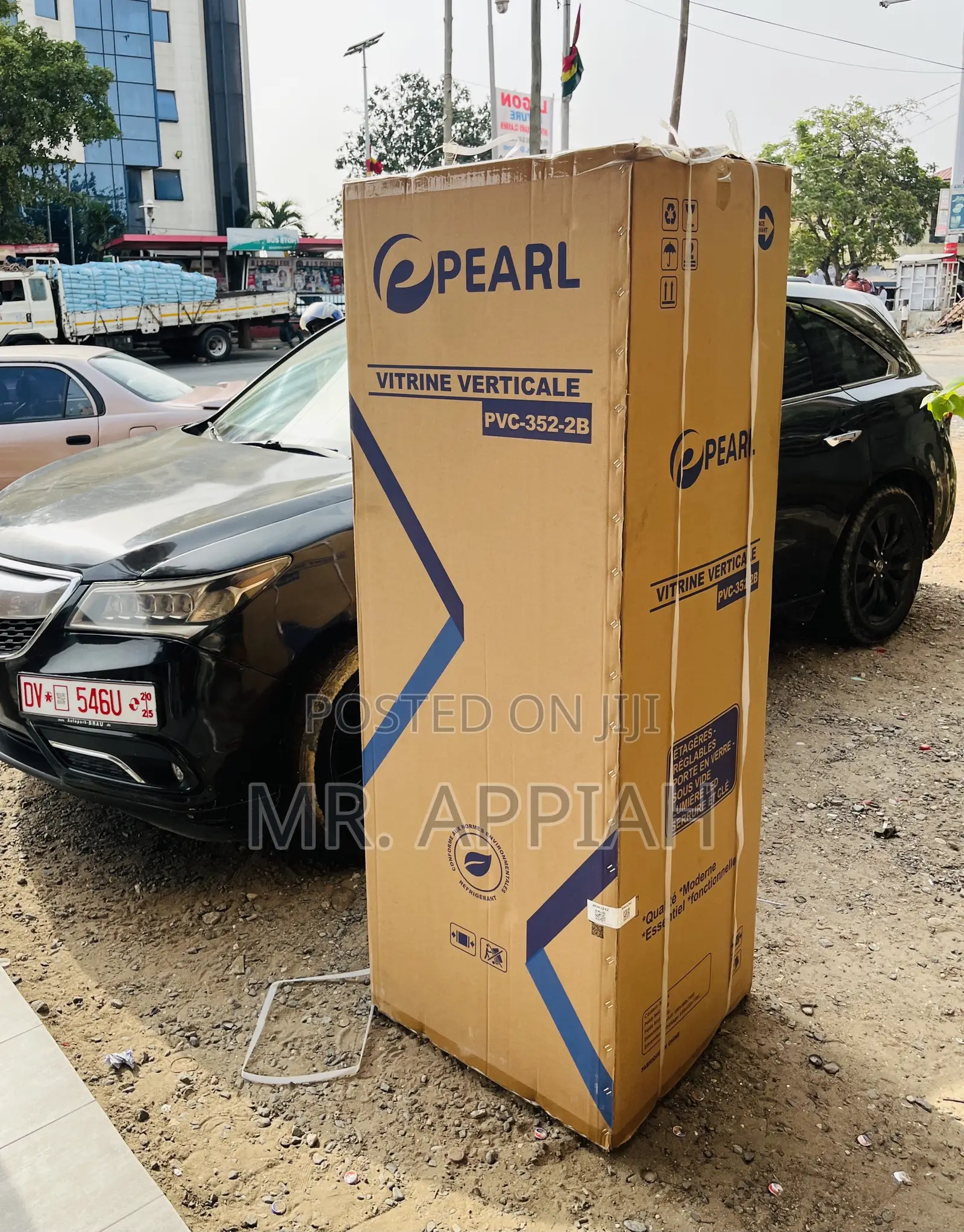 Beautiful Made Pearl Single Door Display Fridge(Pvc-352-2b)