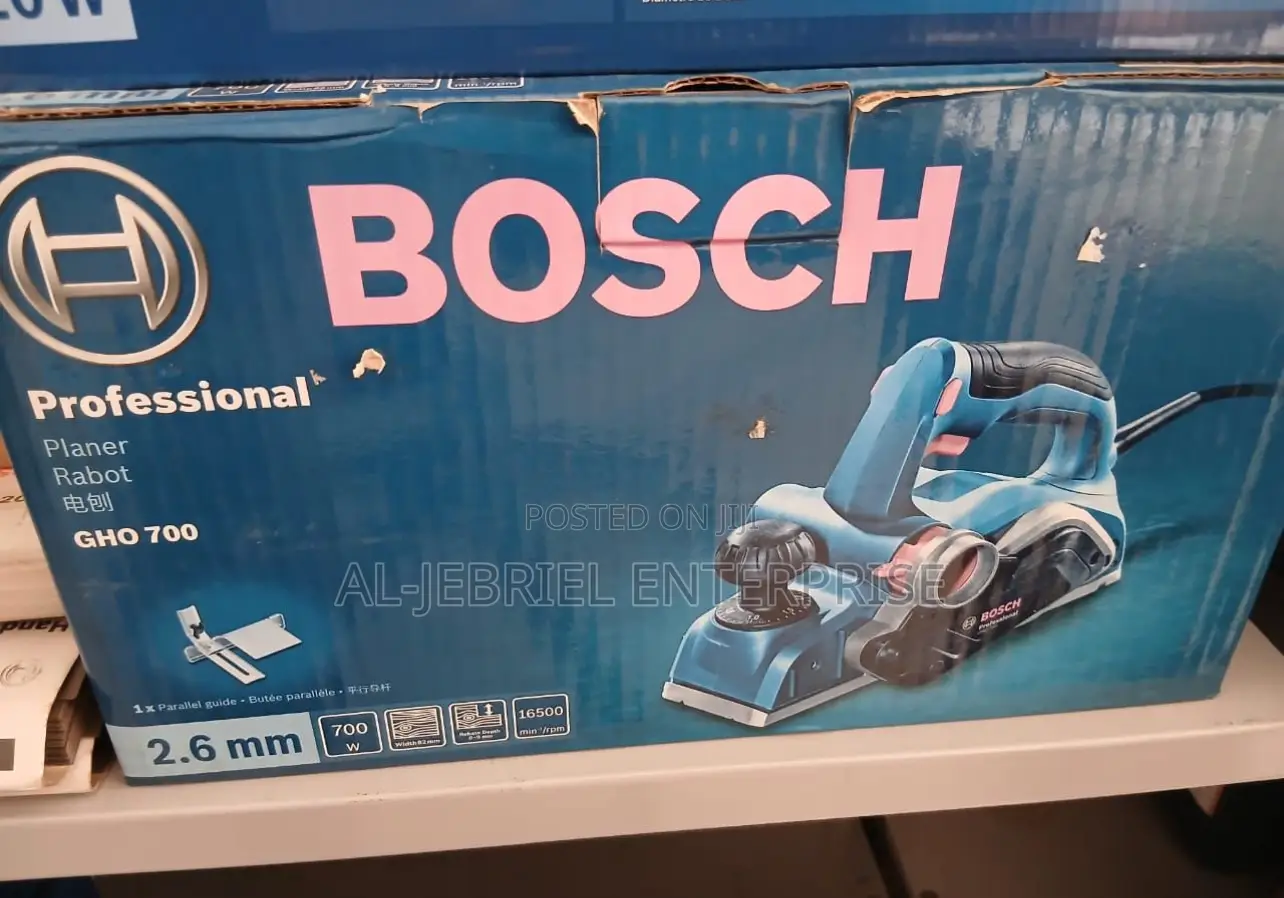 Bosch Planer 700w