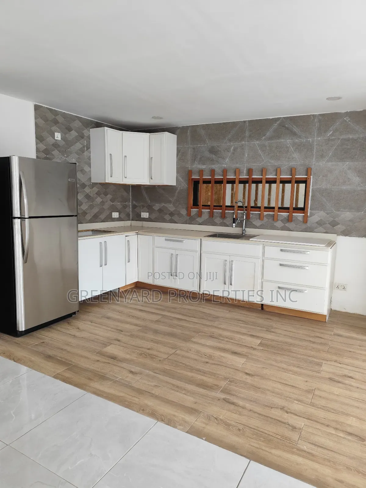 4bdrm House in Adjiringanor, East Legon for sale