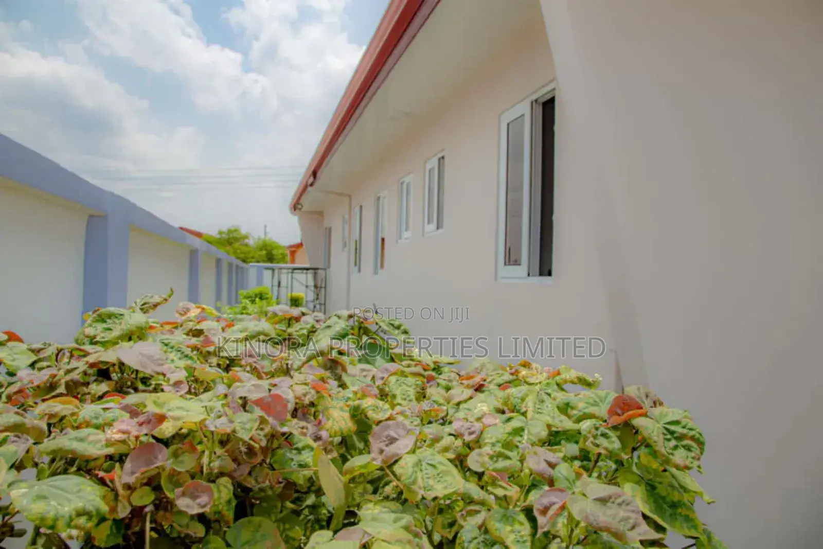 2bdrm Bungalow in Adenta Amanfrom for rent