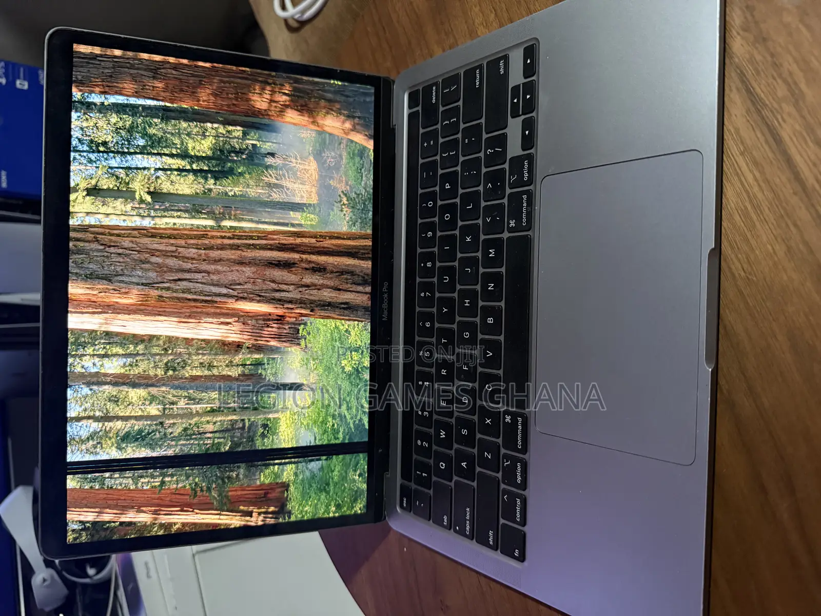 Laptop Apple MacBook Pro 2020 8GB Intel Core I5 SSD 512GB