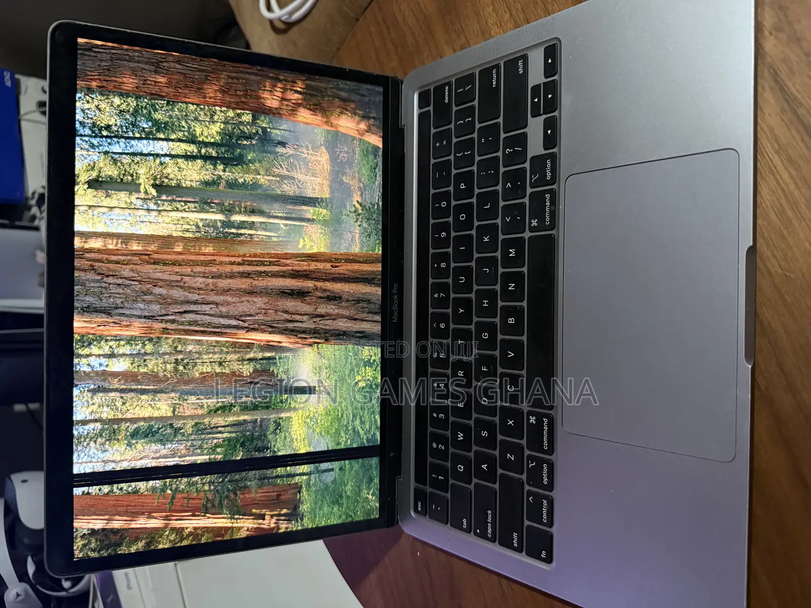 Laptop Apple MacBook Pro 2020 8GB Intel Core I5 SSD 512GB