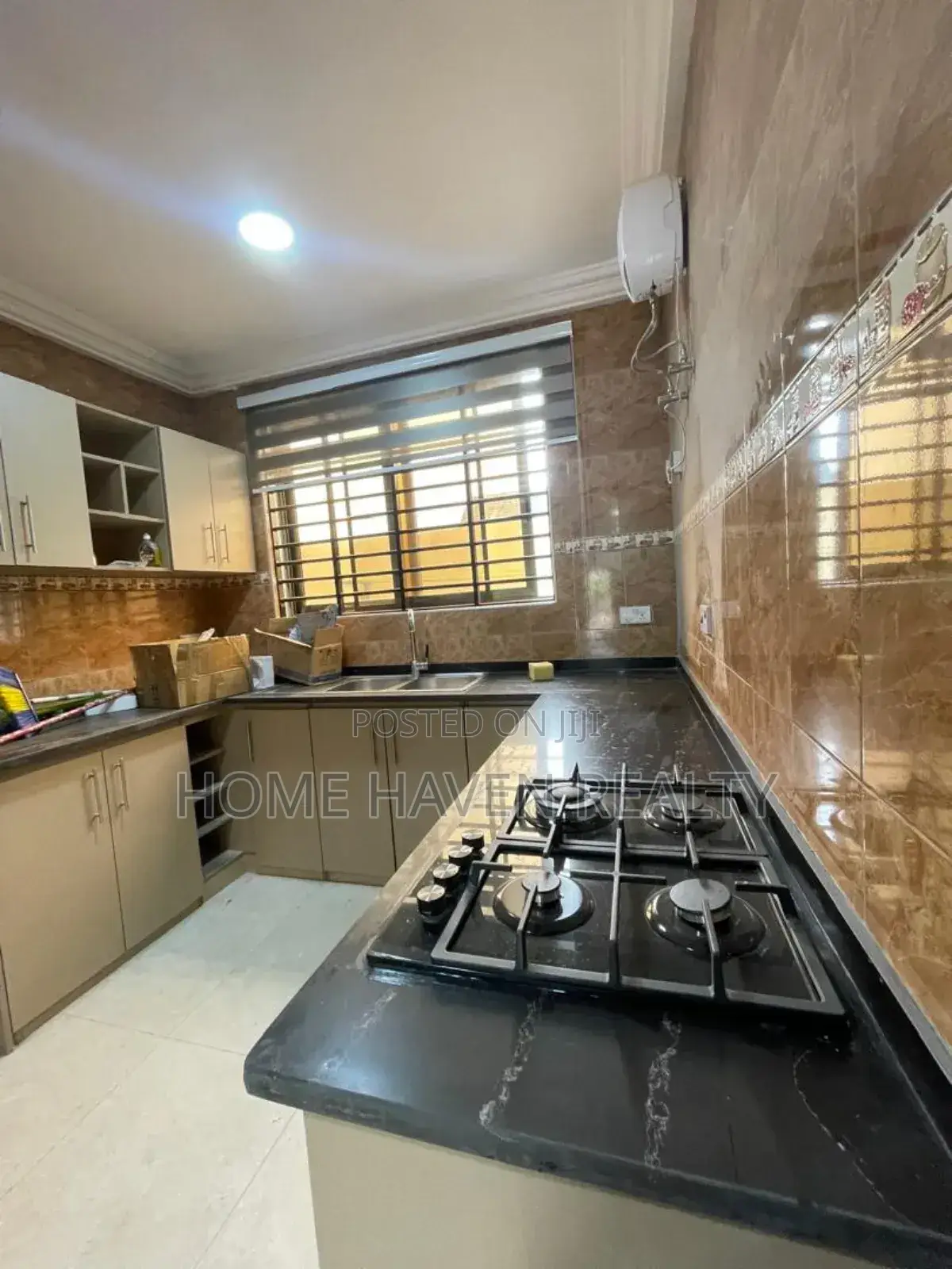2bdrm Apartment in East Airport, Tseaddo for rent