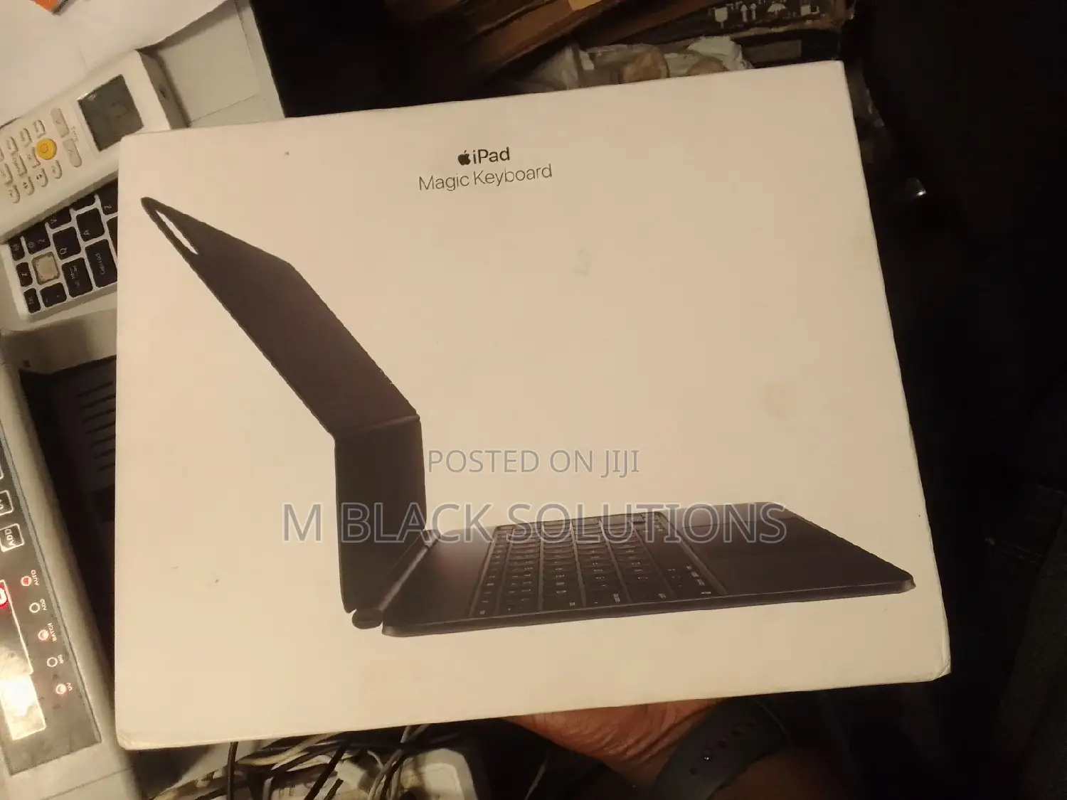Apple iPad Pro 13inch M4 Keyboard Case
