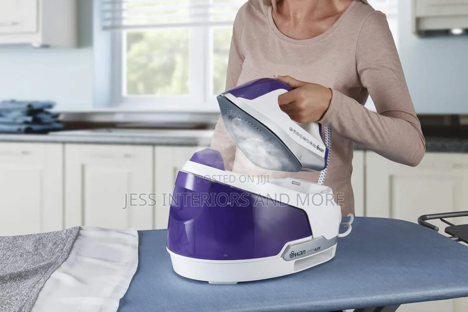 Swan 2400w Hyper Glide Steam Station