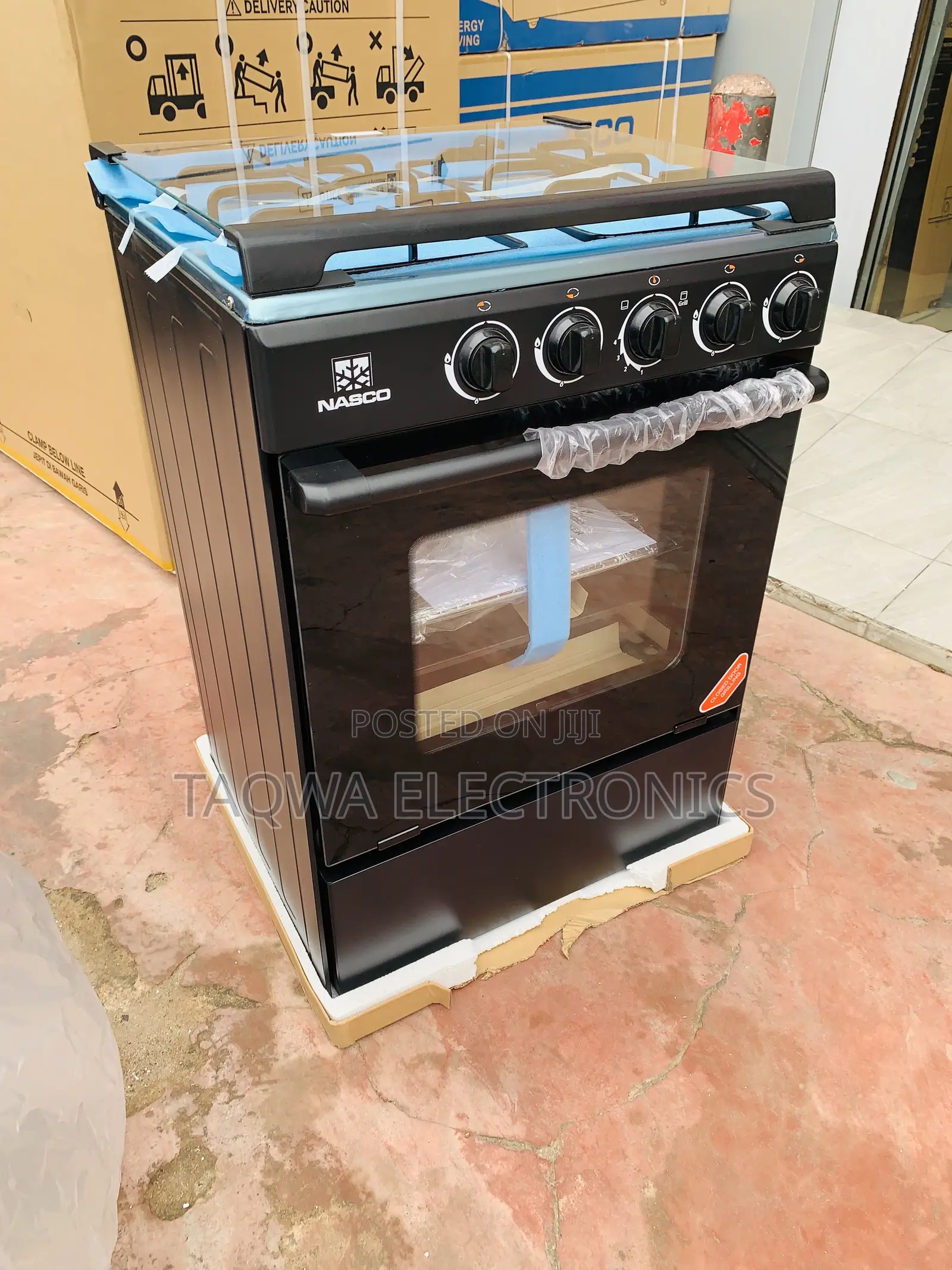 Black Color 60x60 Nasco Gas Cooker
