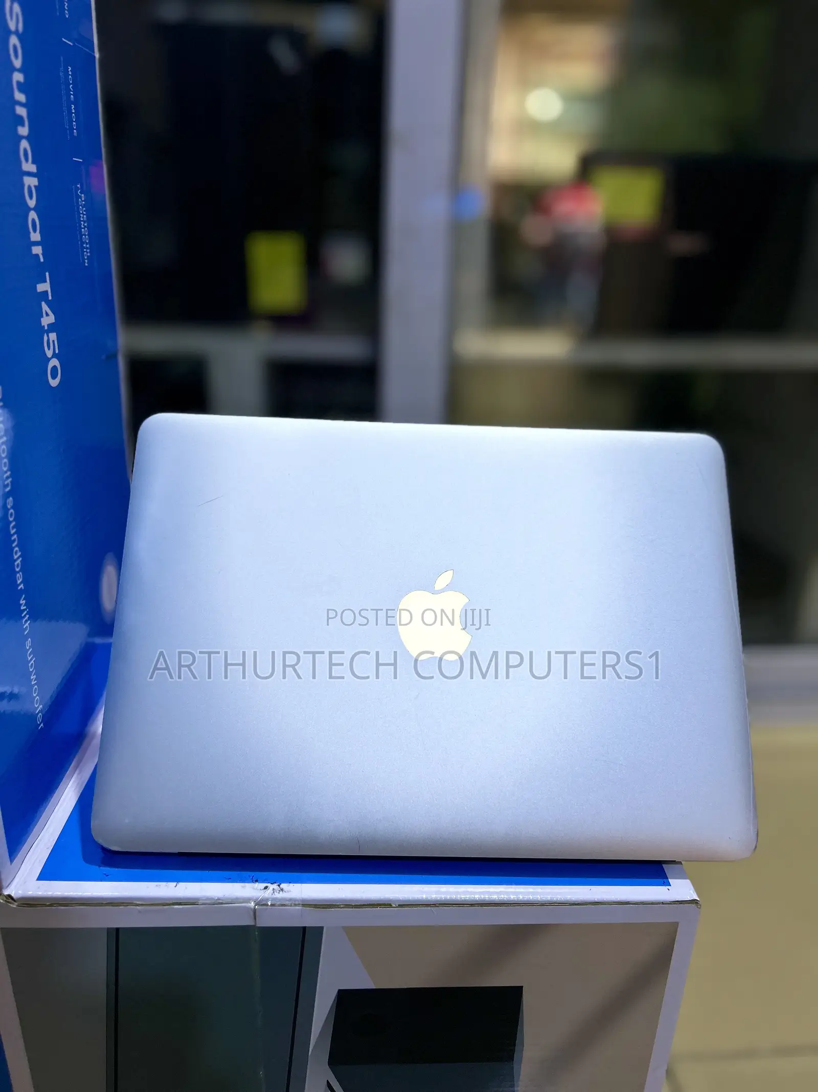 Laptop Apple MacBook Pro 2015 8GB Intel Core i5 SSD 128GB