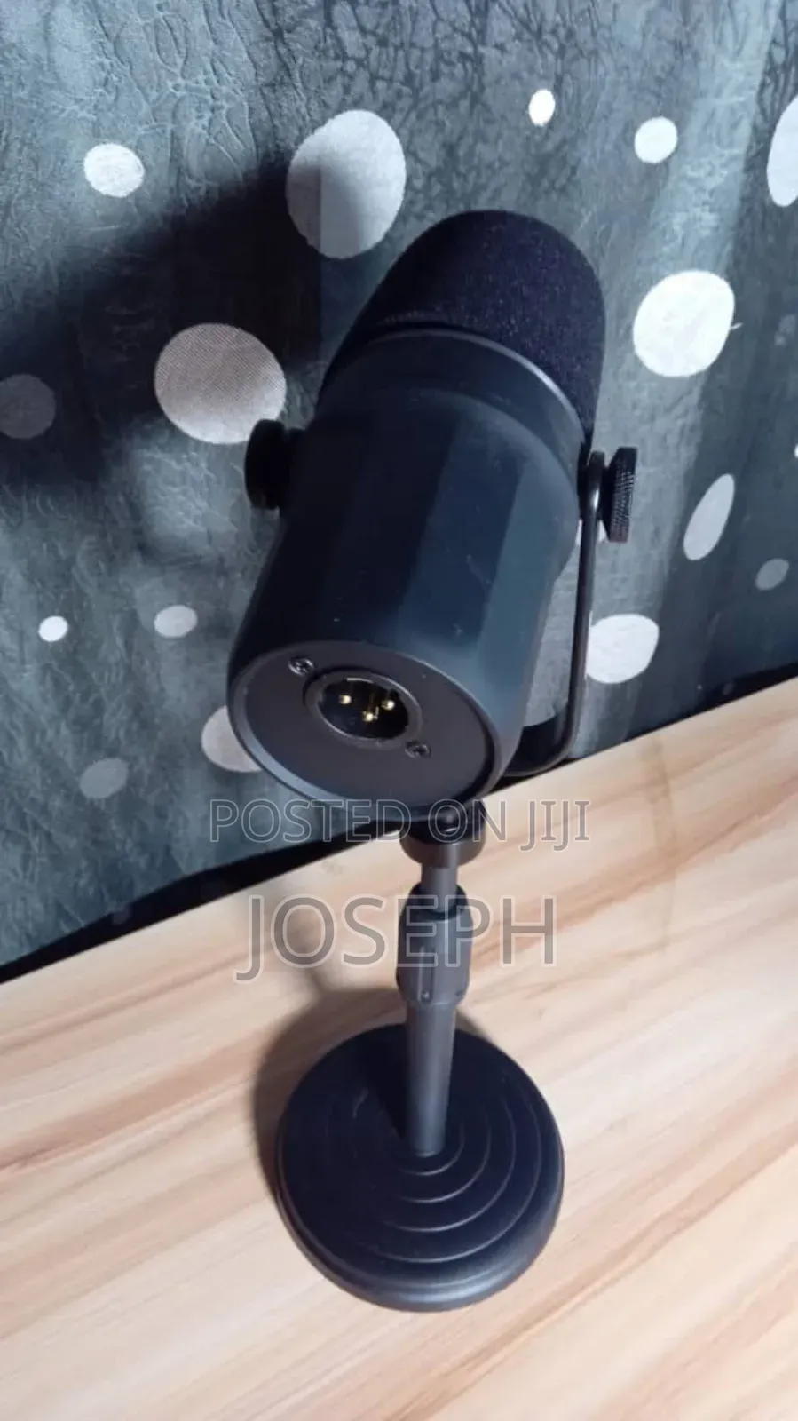 Dynamic Microphone Podcast Fduce