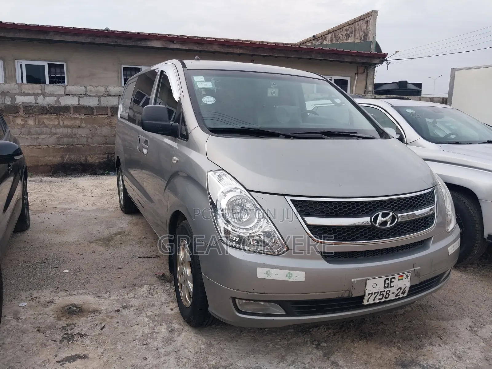 Hyundai Starex 2013 Silver