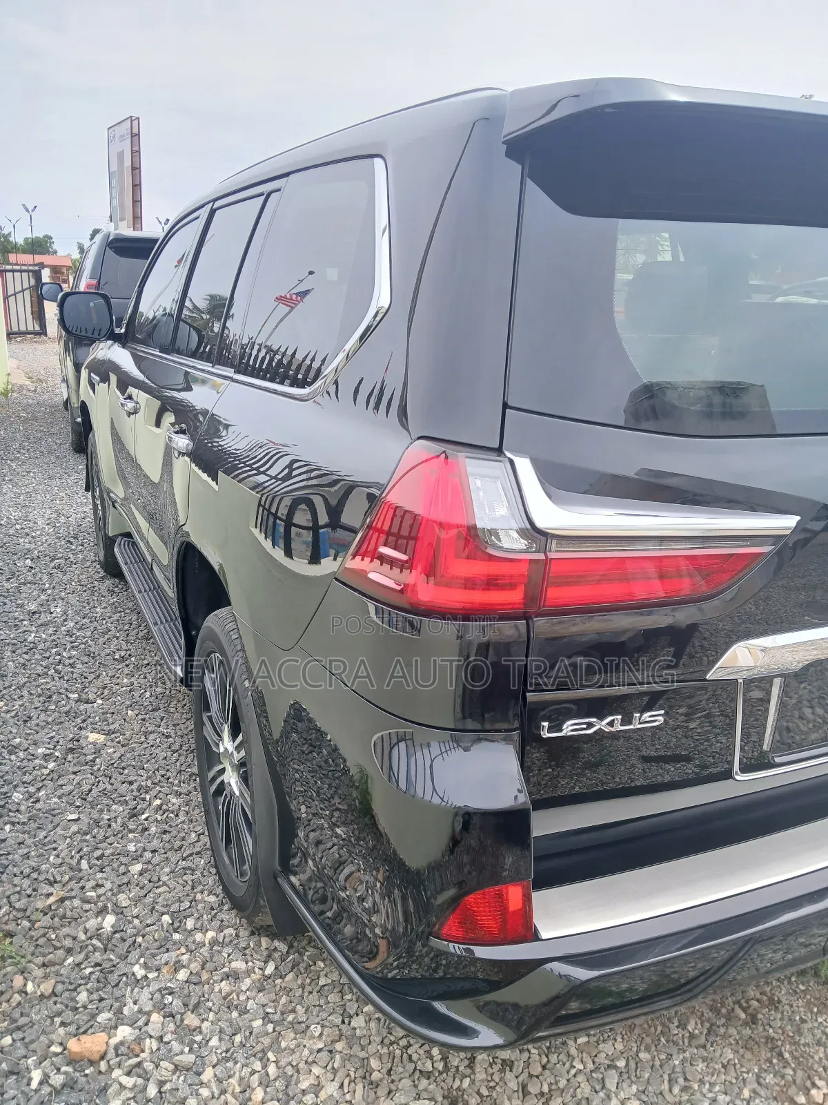 Lexus LX 570 (5 seats) AWD 2018 Black