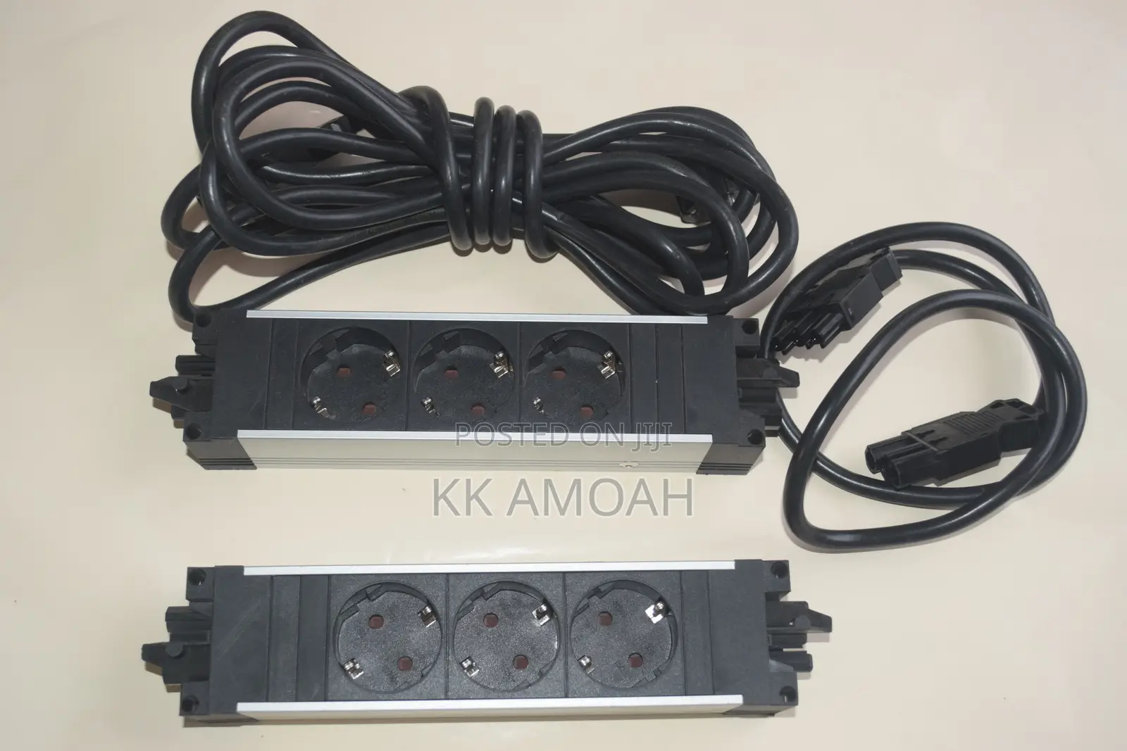 Six Socket 16 Amp Detachable Extension Cord Black and Alumi