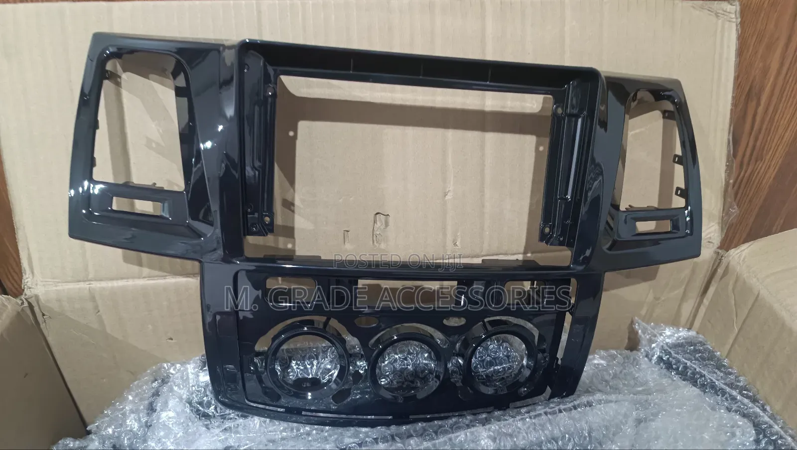 Toyota Hilux Fortuner Android Radio Frame Fascia