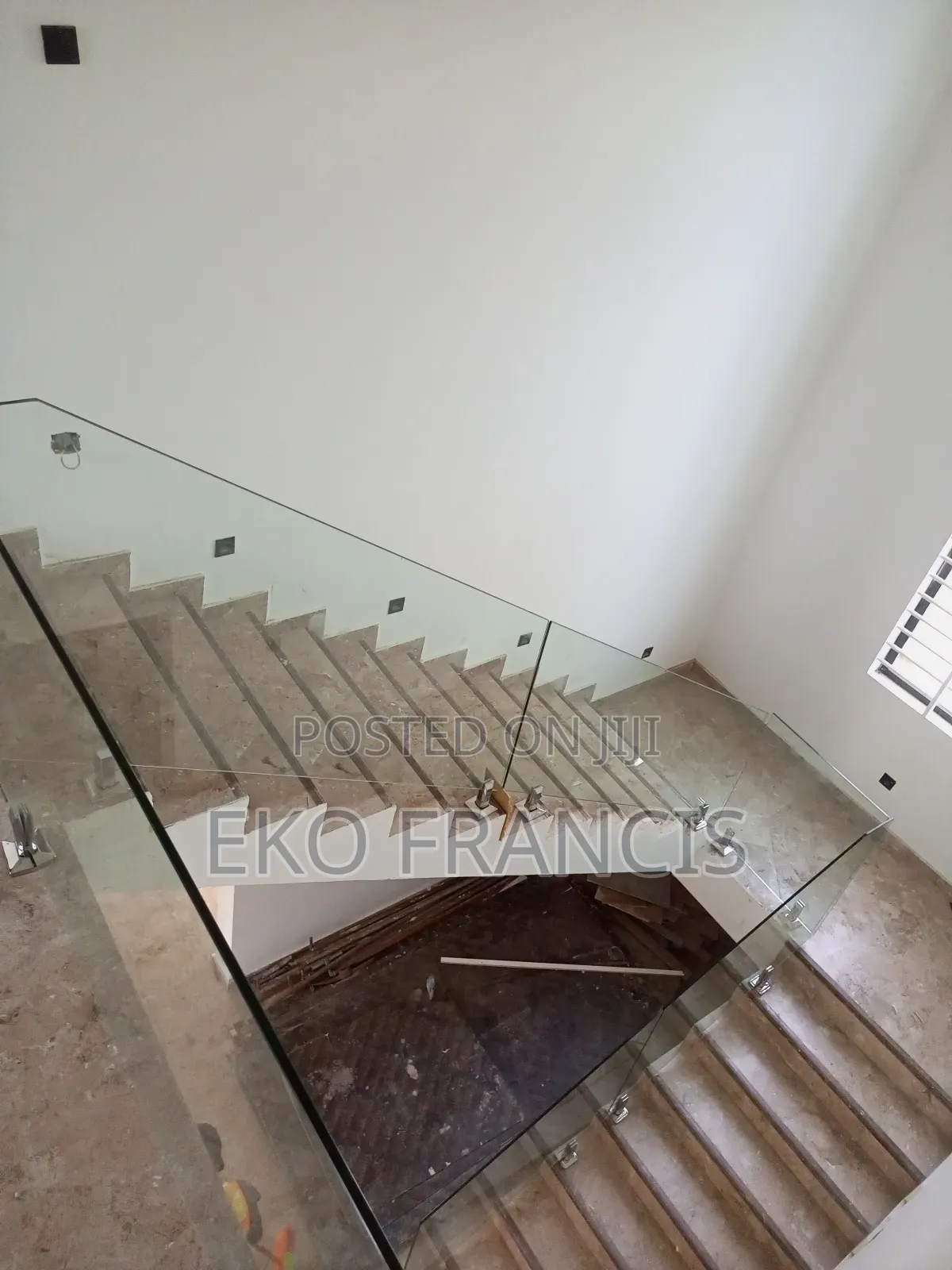Staircase Glass Balustrade Cl