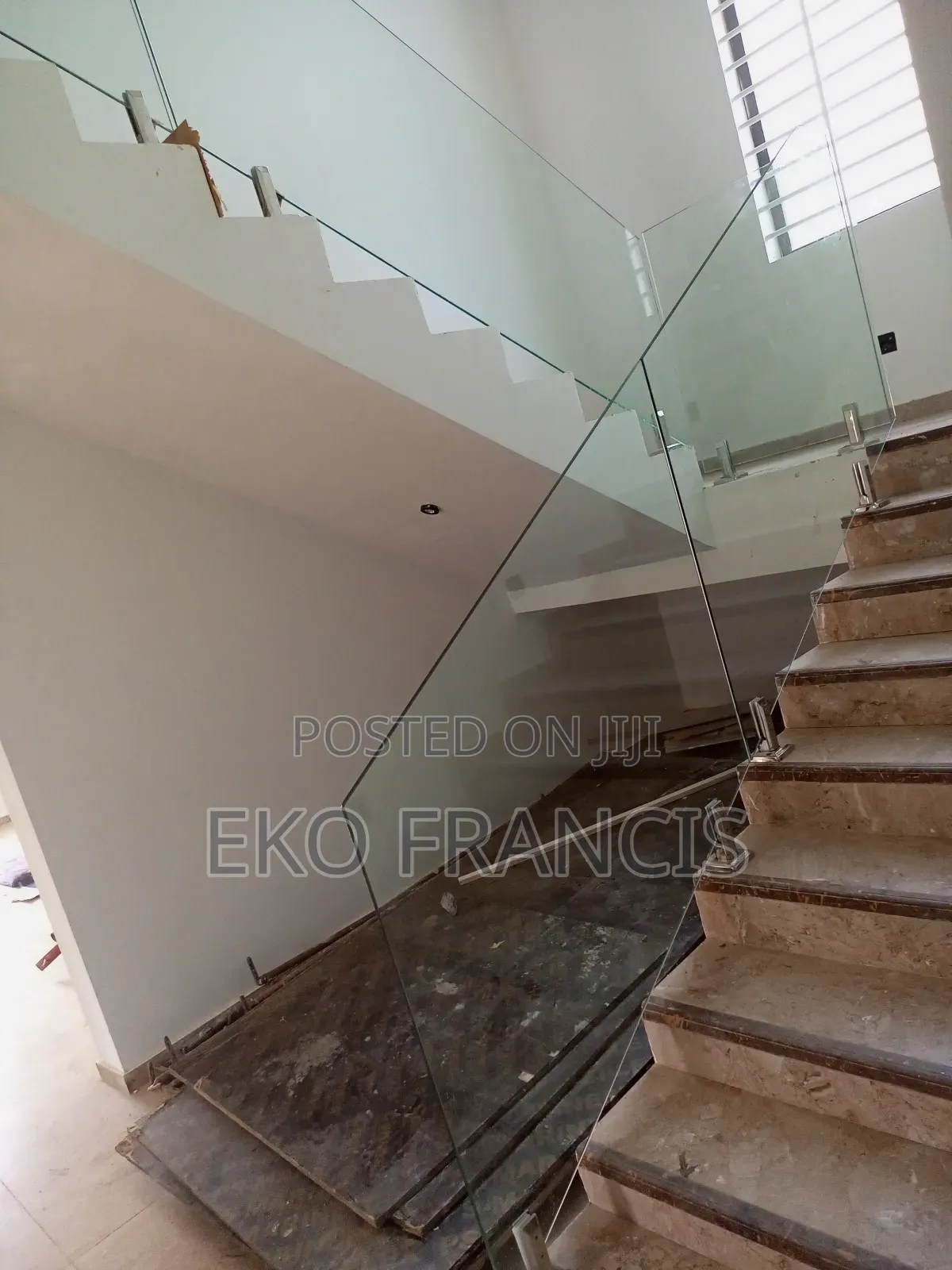 Staircase Glass Balustrade Cl