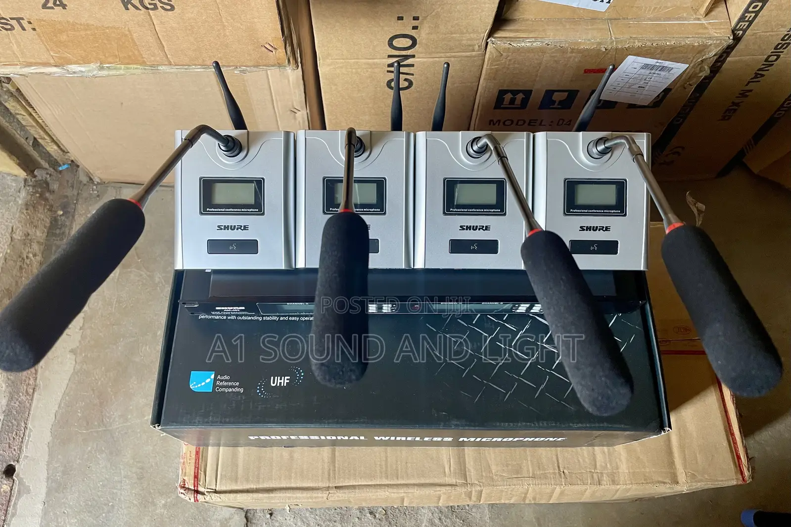 Shure Am401 Unidirectional Wireless Conference Microphones [4 Set]