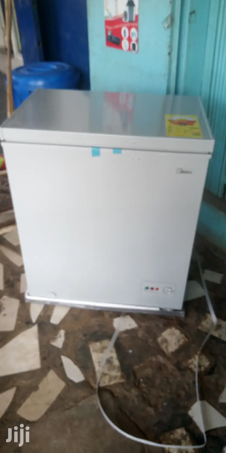 Midea 150litres Chest Freezer