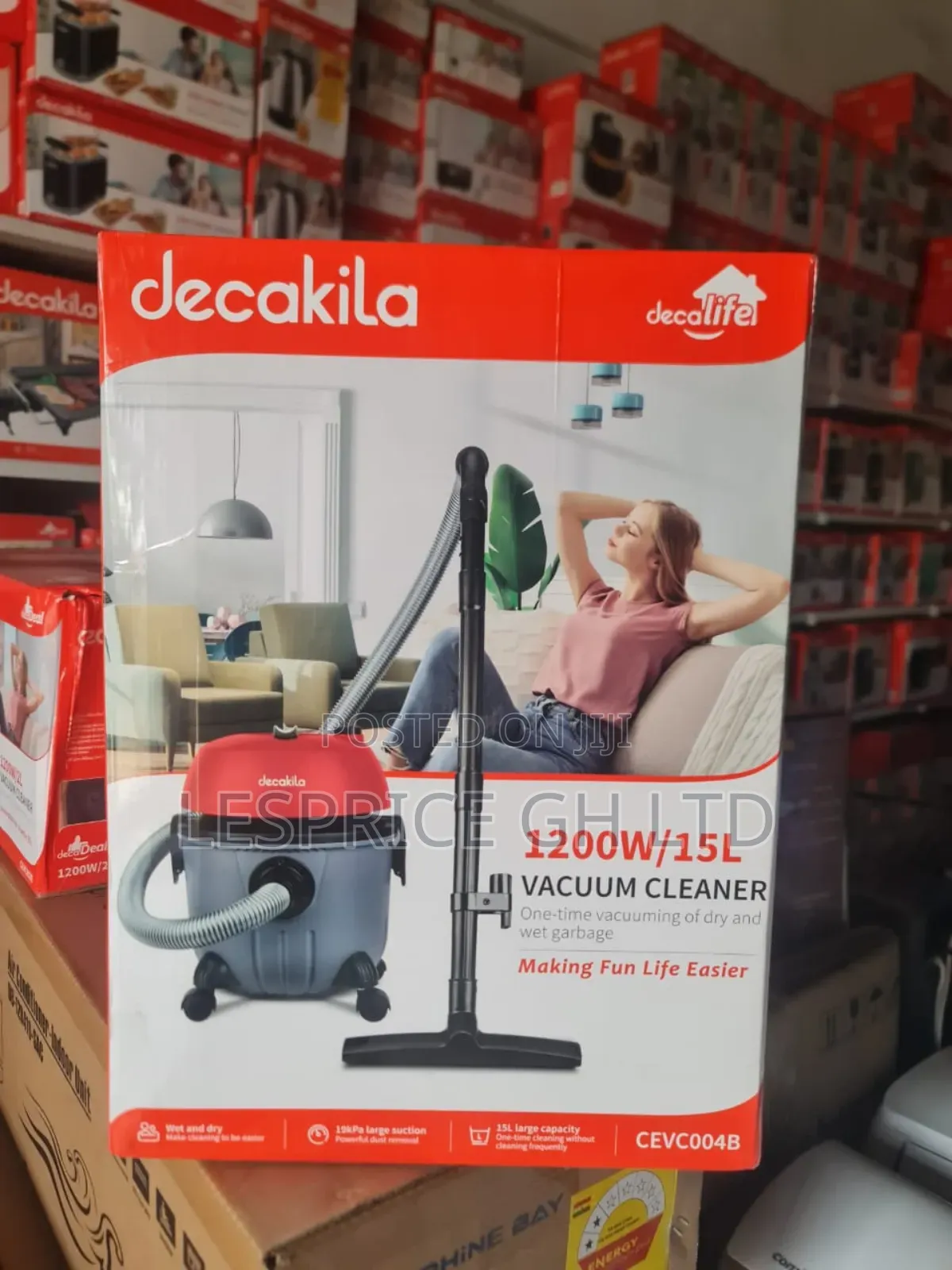 Strong Decakila 1200w Vacuum Cleaner