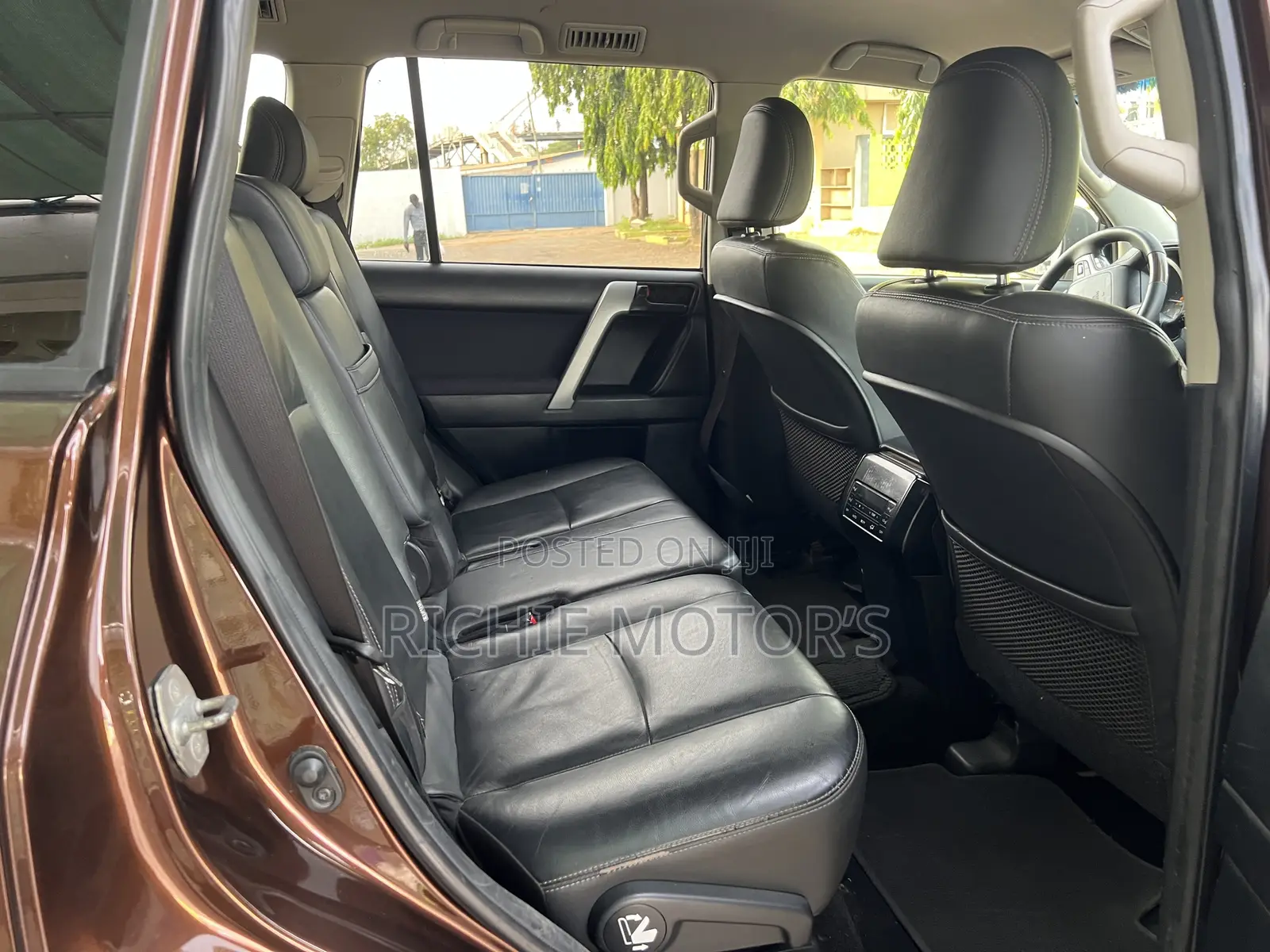Toyota Land Cruiser Prado 2.8 D-4D 2015 Brown