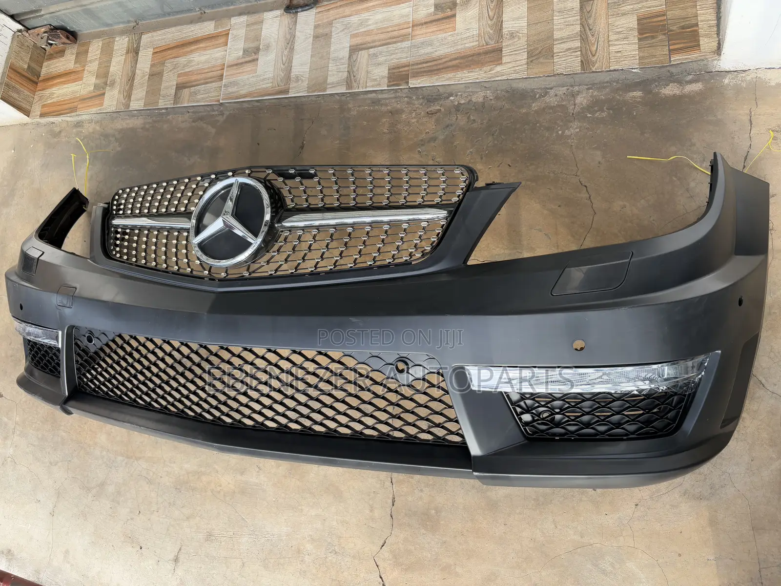 Mercedes Benz W204 C250 Amg Front Bumper Complete