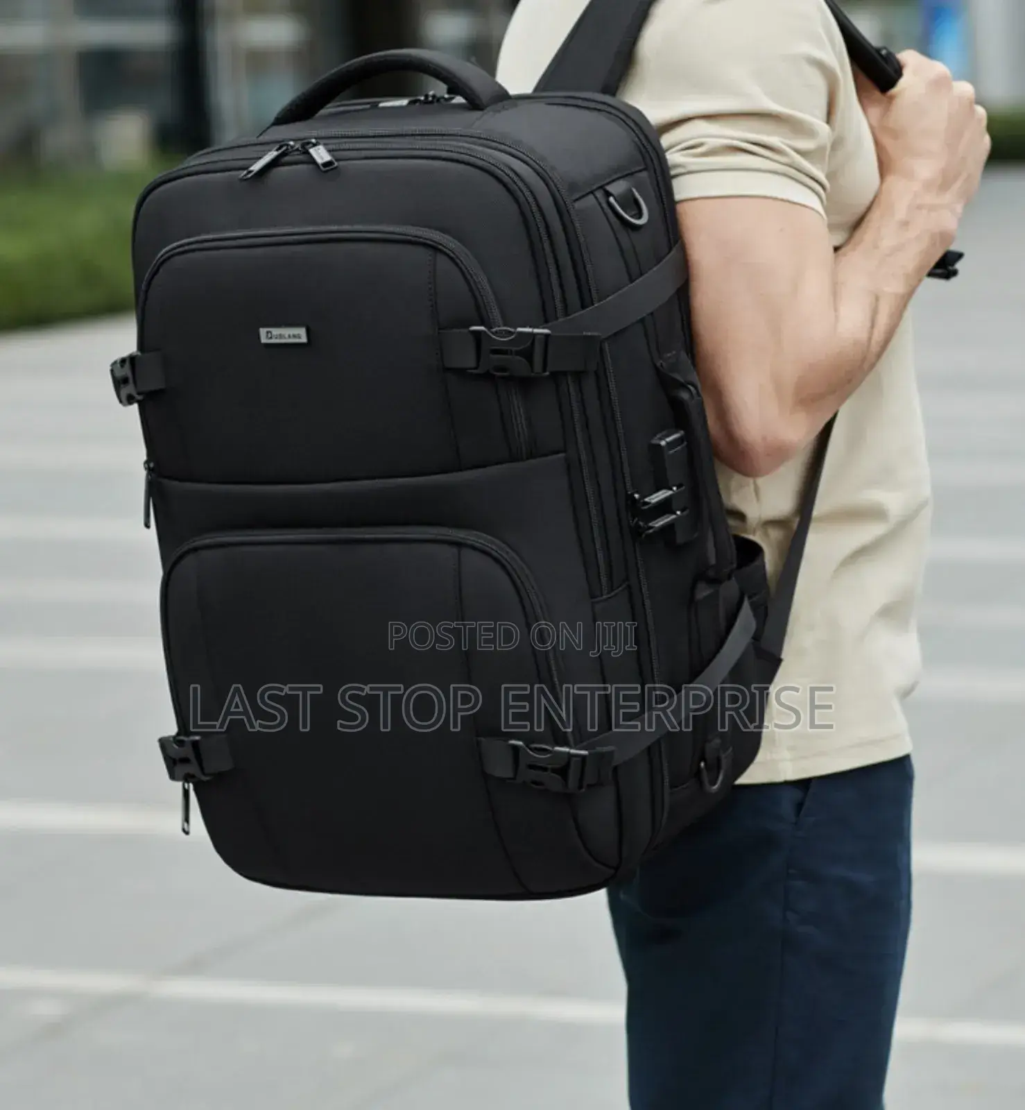 Genuine and Classic Travelling Bag