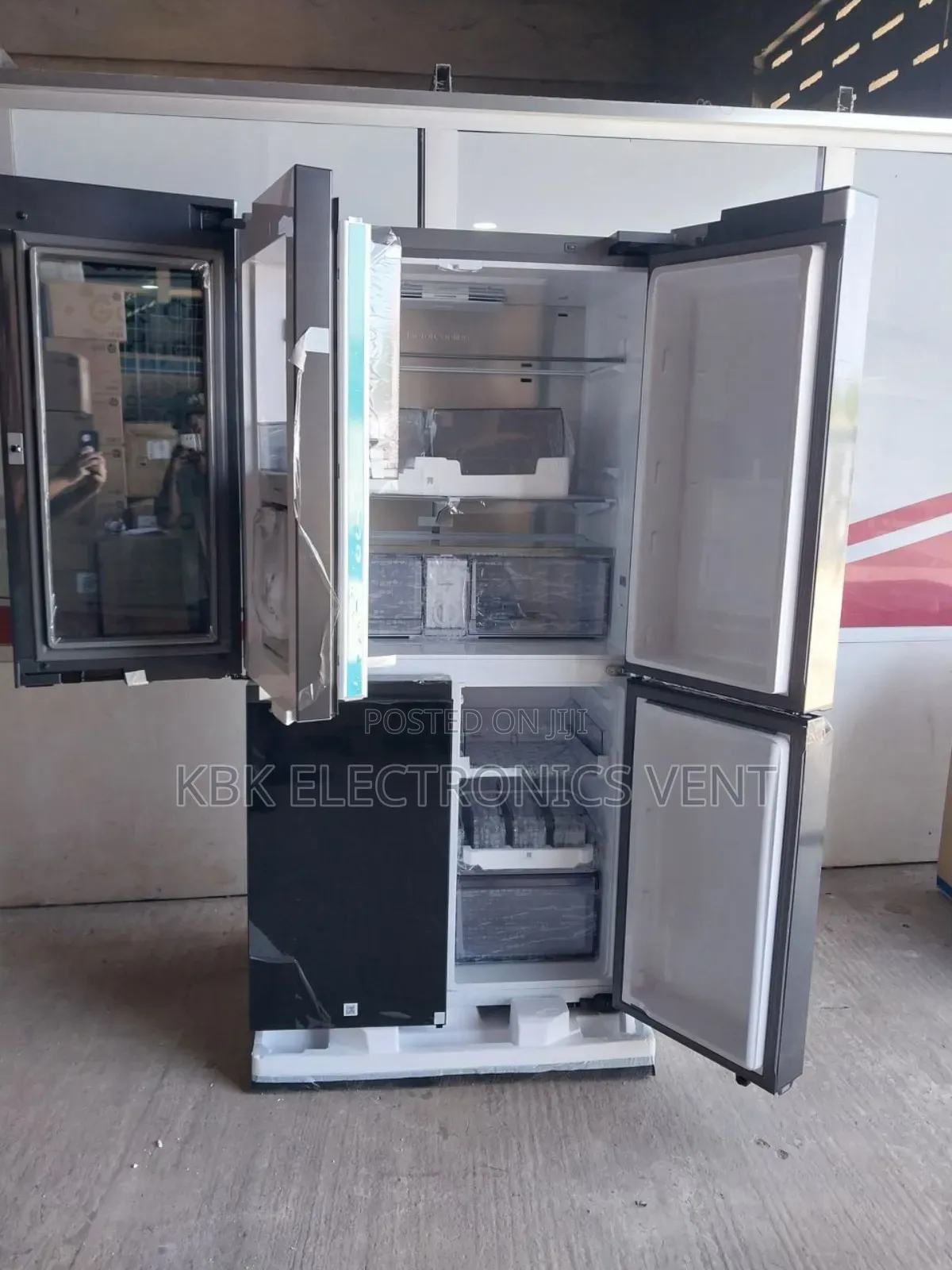 Samsung 650ltr 4door Indoor Fridge/Ice Cube Maker+ Wifi
