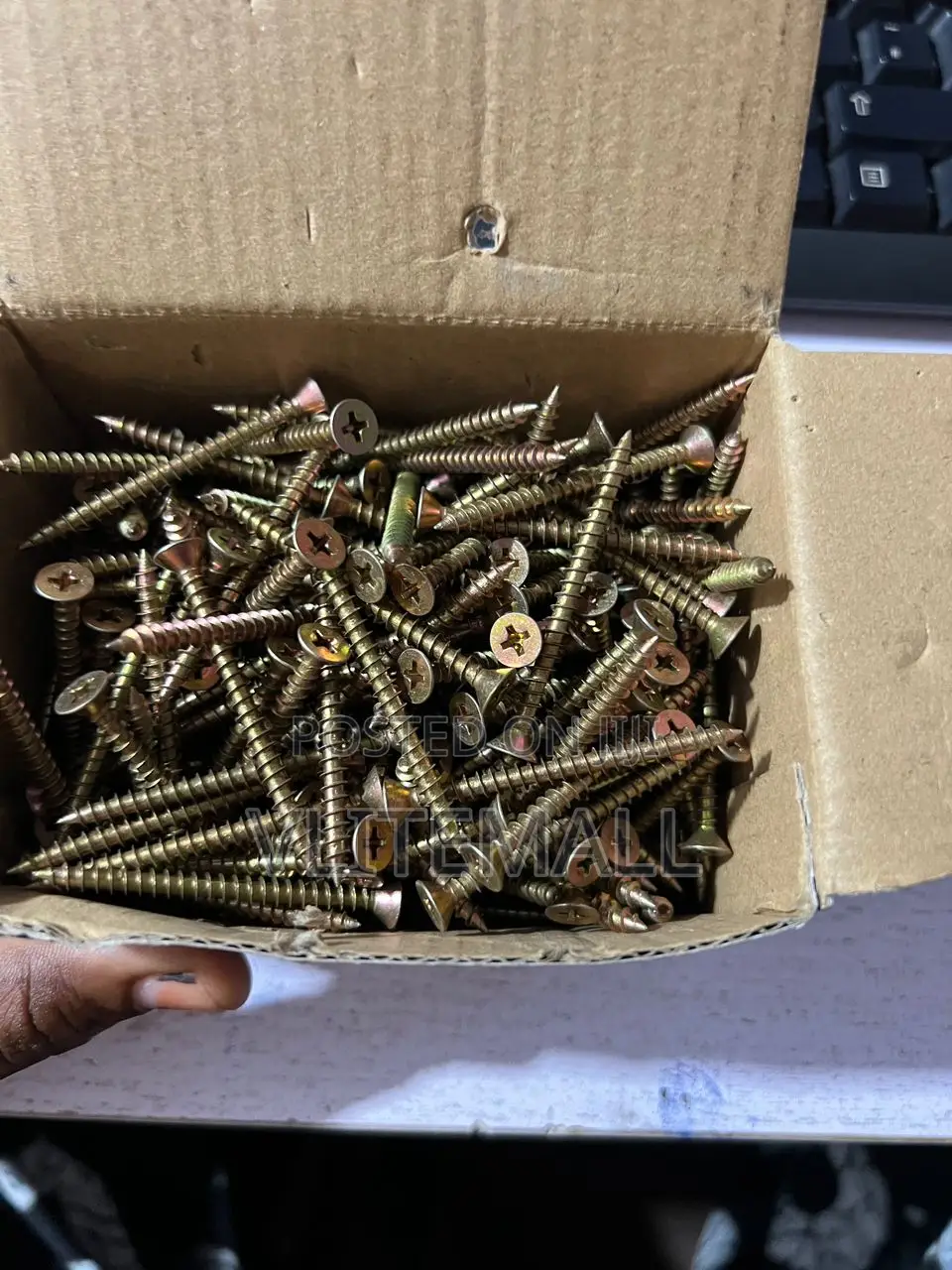 Chipboard Screw Yzp 4*18mm