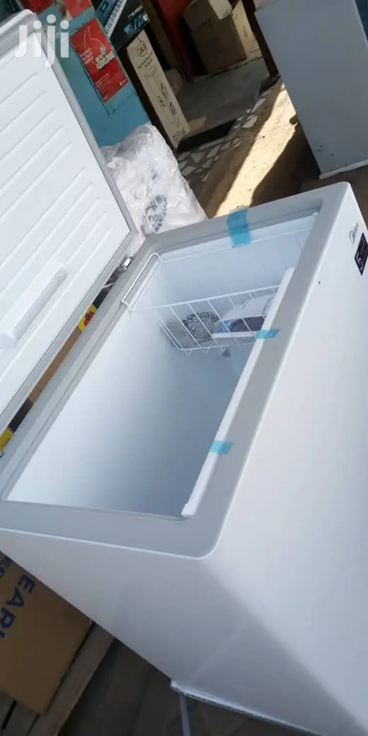 Midea 200litres Chest Freezer