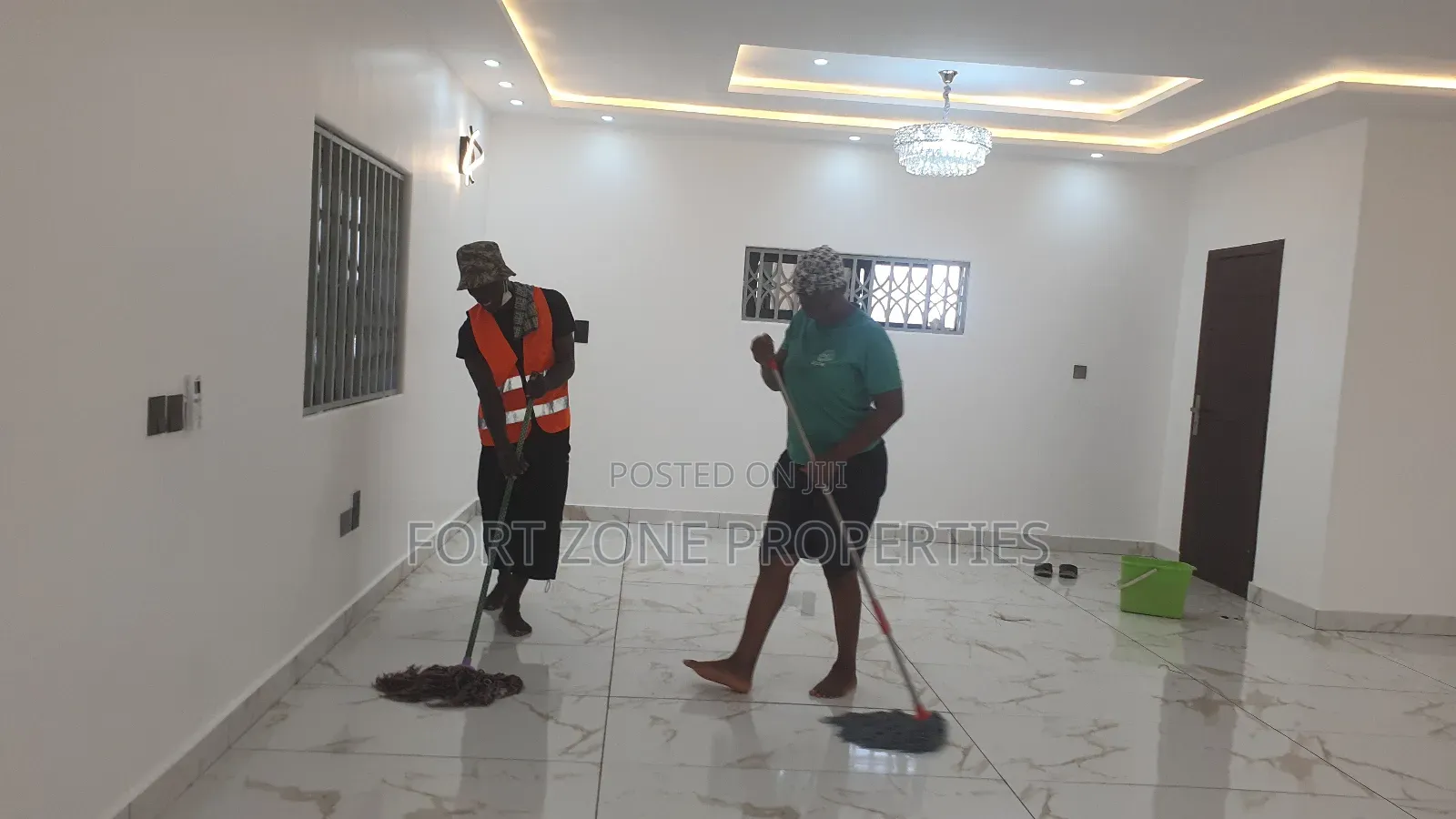 Moving in and Moving Out Cleaning Service With Cleantex