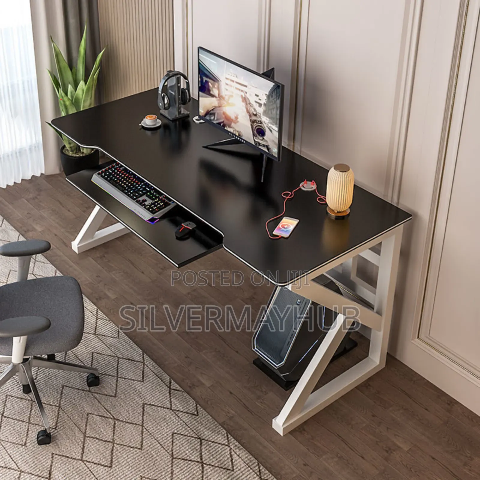 Luxury Gaming | Office | Studio Desk With Bookshelf/Keyboard