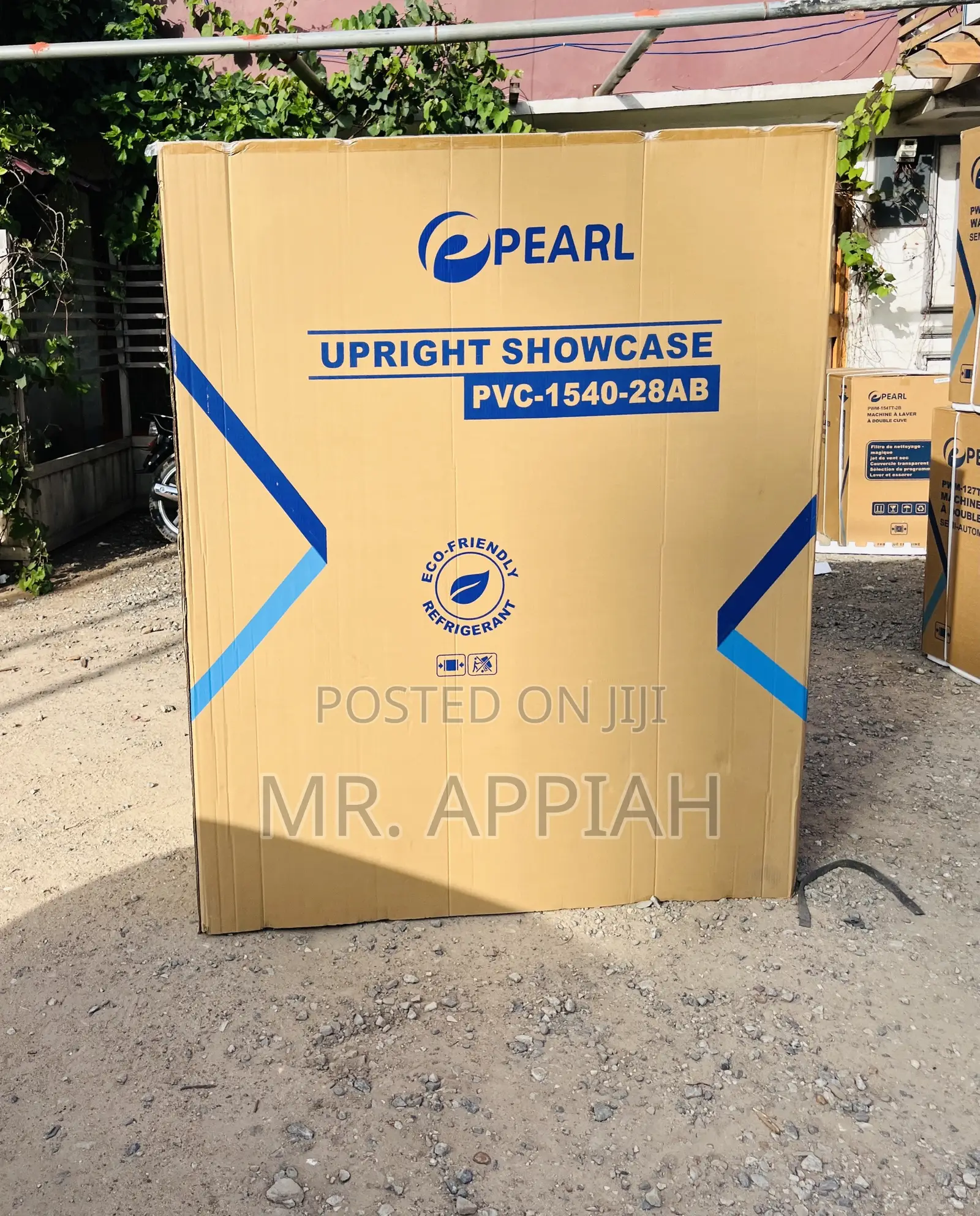 Awesome Pearl 3 Door Electric Beverage Cooler 