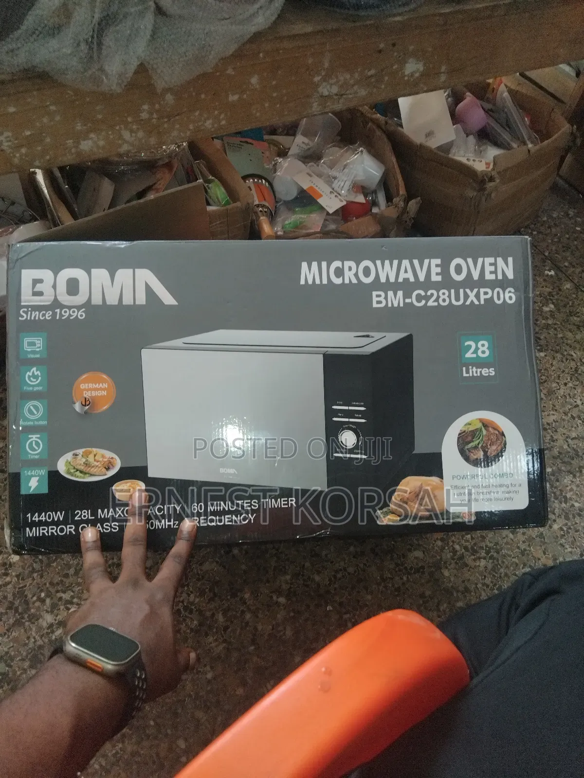 28 Litres Digital Mirror Glass Surface Microwave