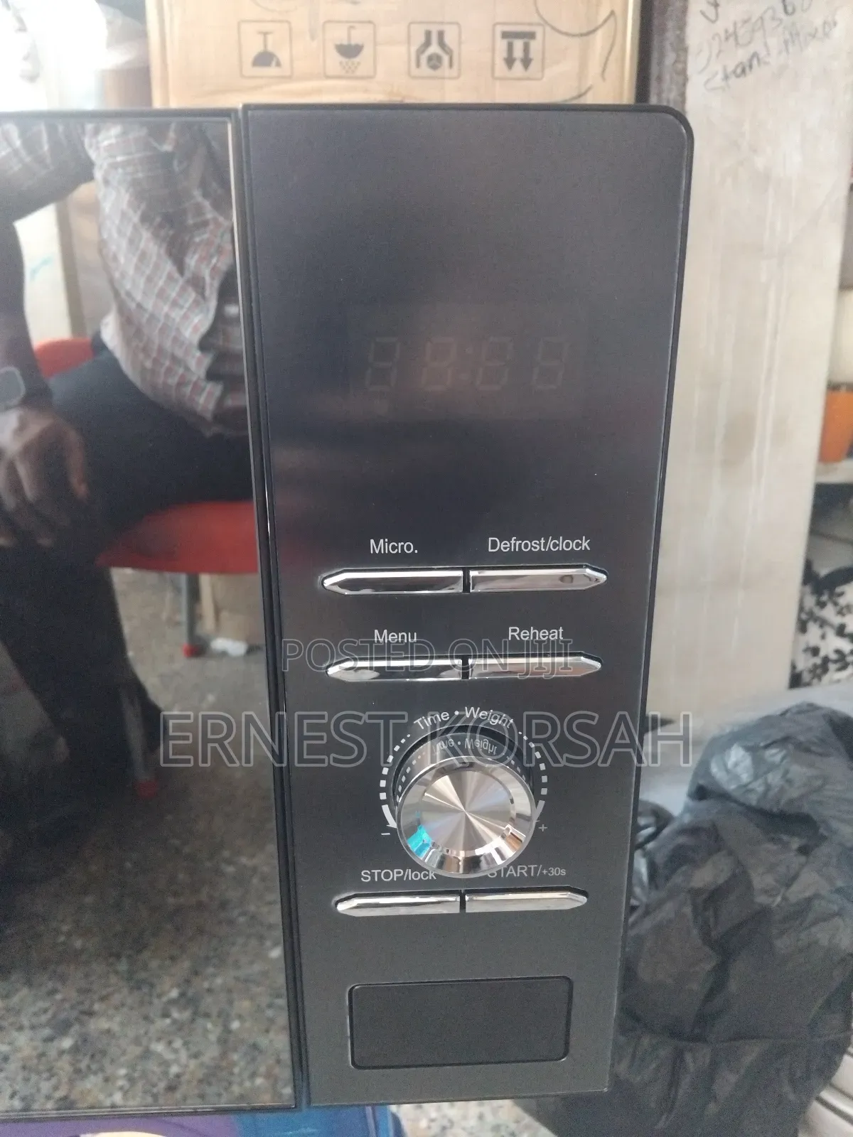 28 Litres Digital Mirror Glass Surface Microwave