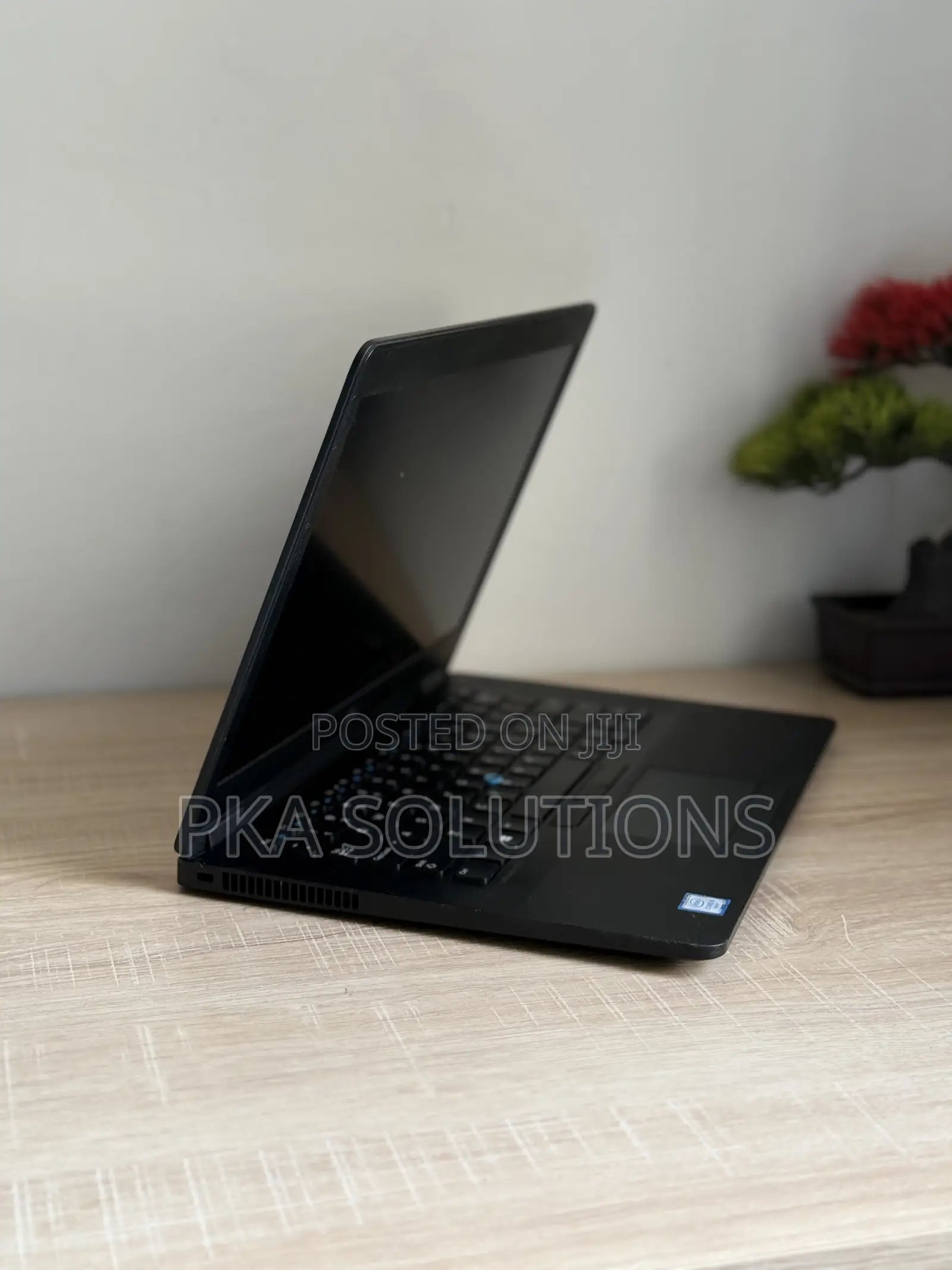 Laptop Dell Latitude E7470 8GB Intel Core I5 SSD 256GB