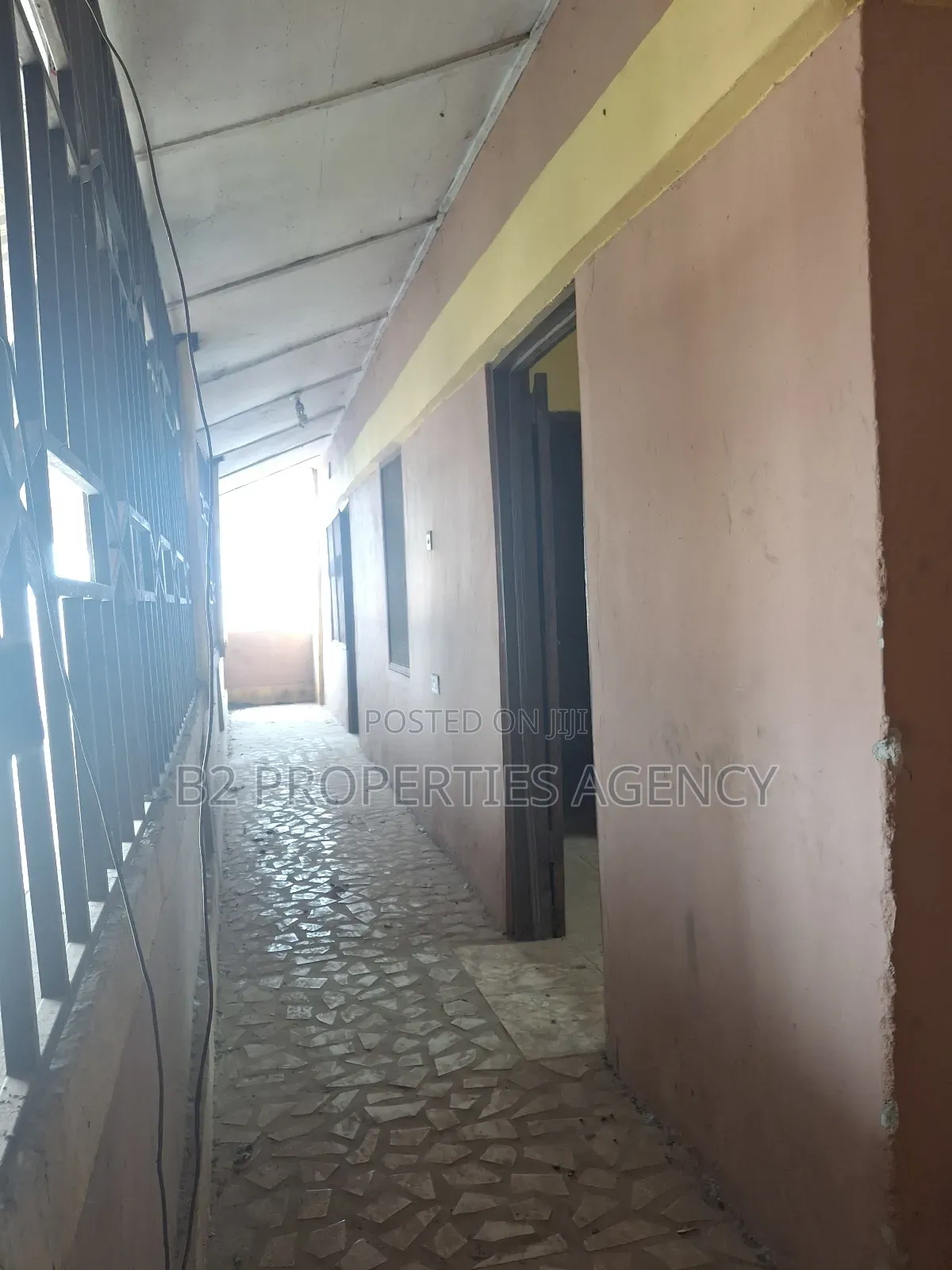Furnished 7bdrm Apartment in B2 Properties Agency, Kumasi Metropolitan