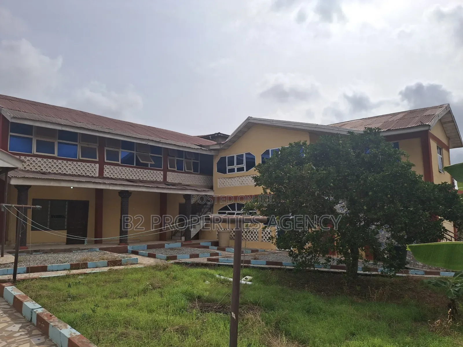 Furnished 7bdrm Apartment in B2 Properties Agency, Kumasi Metropolitan