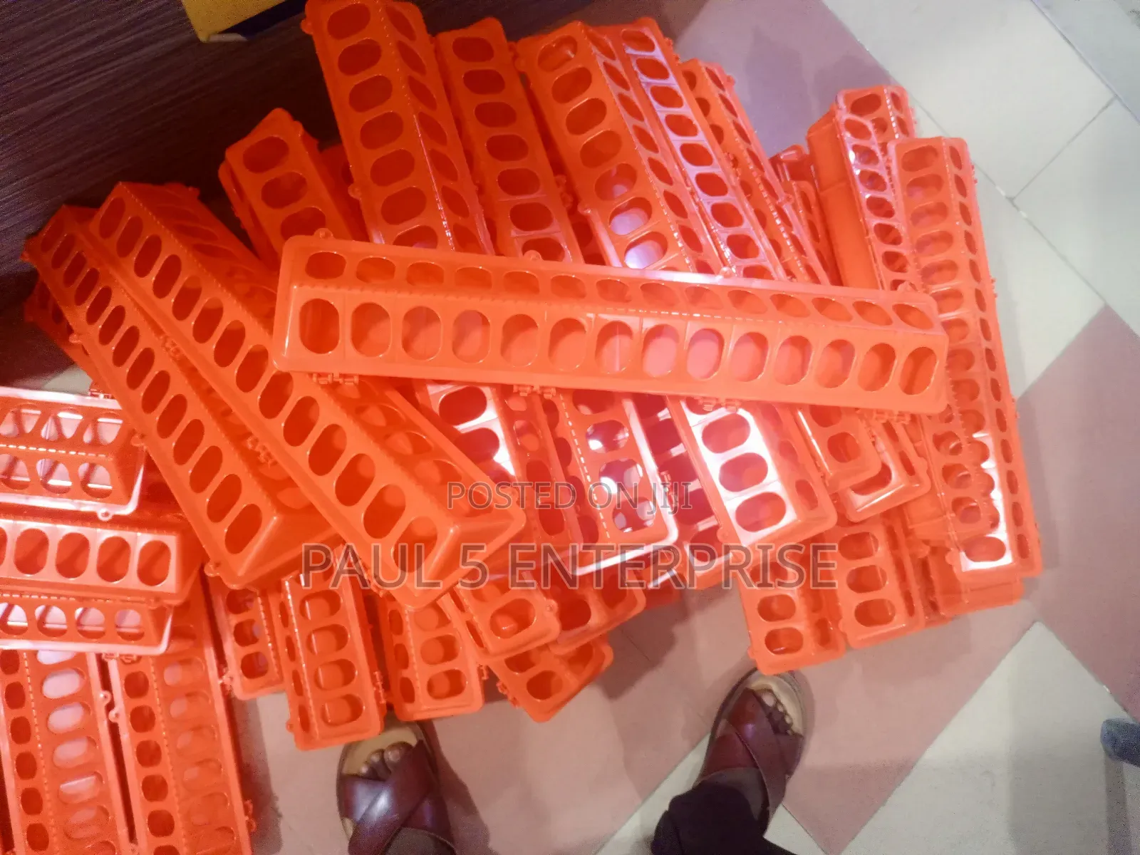 Poultry Feeder Top Flip Wholesale and Retail