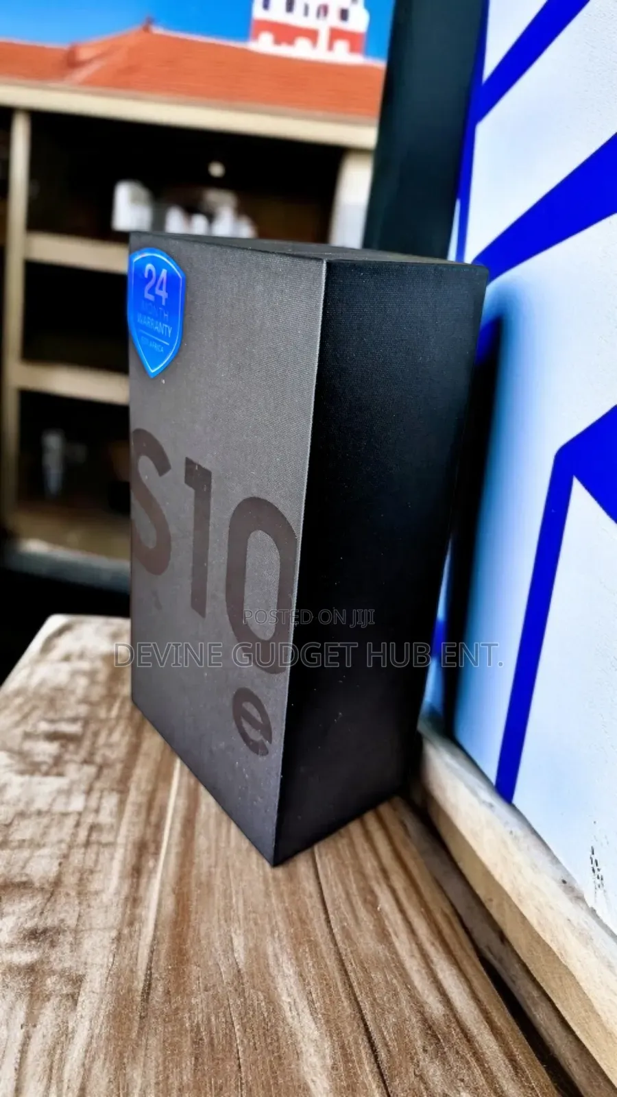 New Samsung Galaxy S10e 128 GB Black