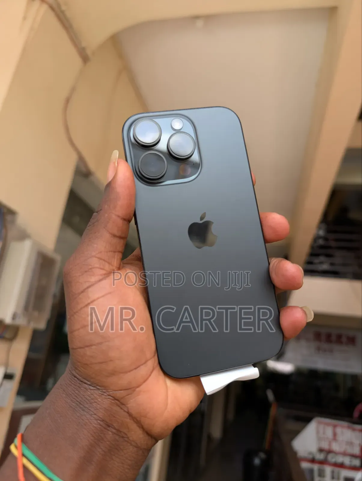 New Apple iPhone 16 Pro 256 GB Black