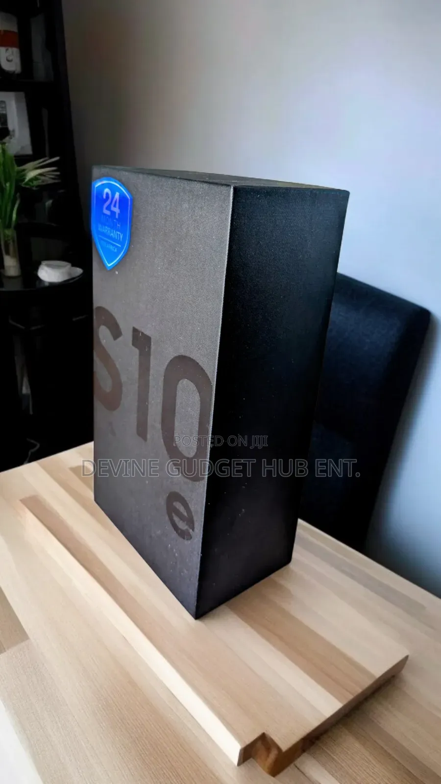 New Samsung Galaxy S10e 128 GB Silver