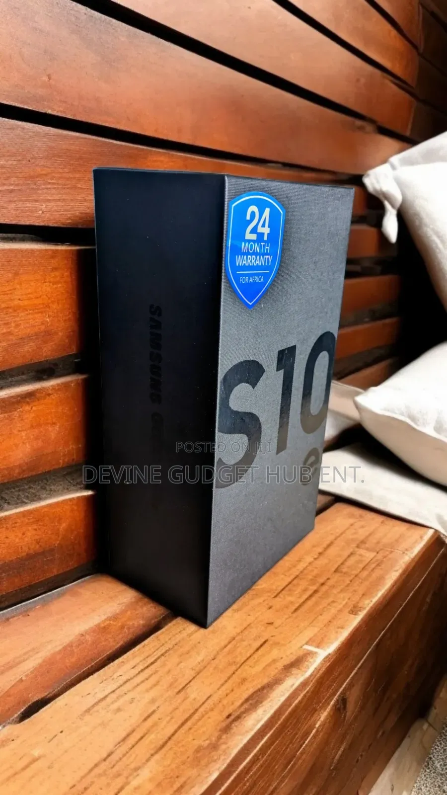 New Samsung Galaxy S10e 128 GB Black