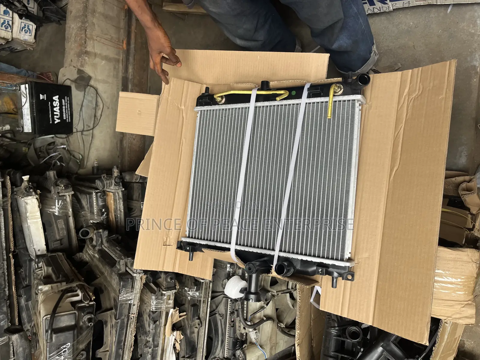 Hyundai I10 2009 2010 Radiator Tank Both Manual and Auto