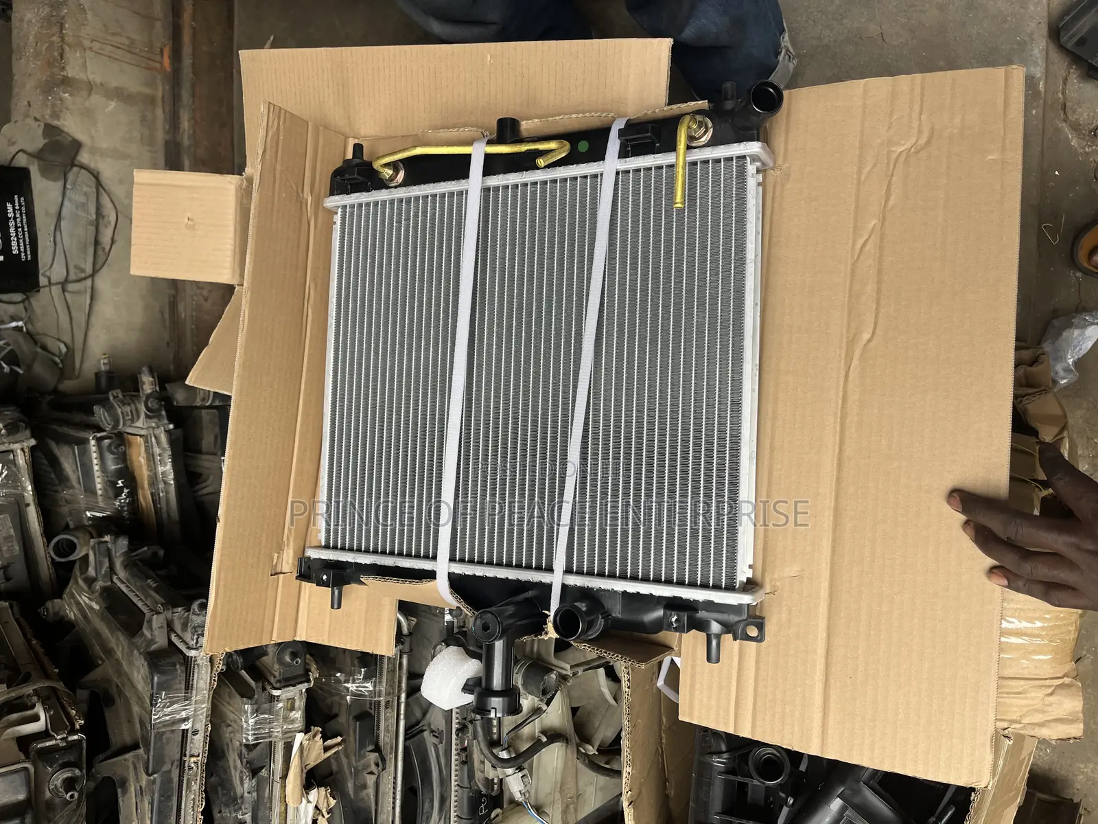 Hyundai I10 2009 2010 Radiator Tank Both Manual and Auto