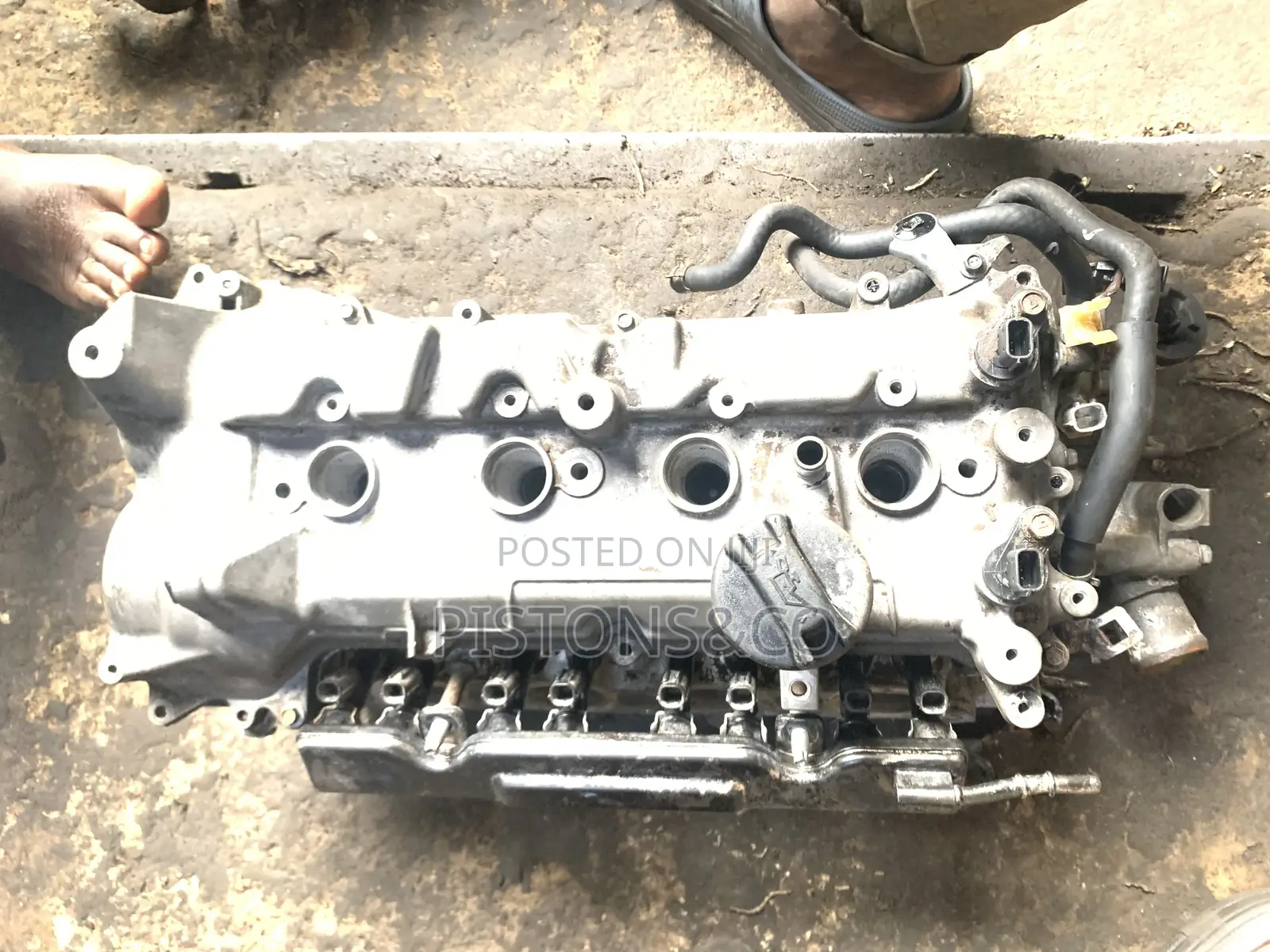 Nissan Note 4 Plugs 8 Injectors Engine Head