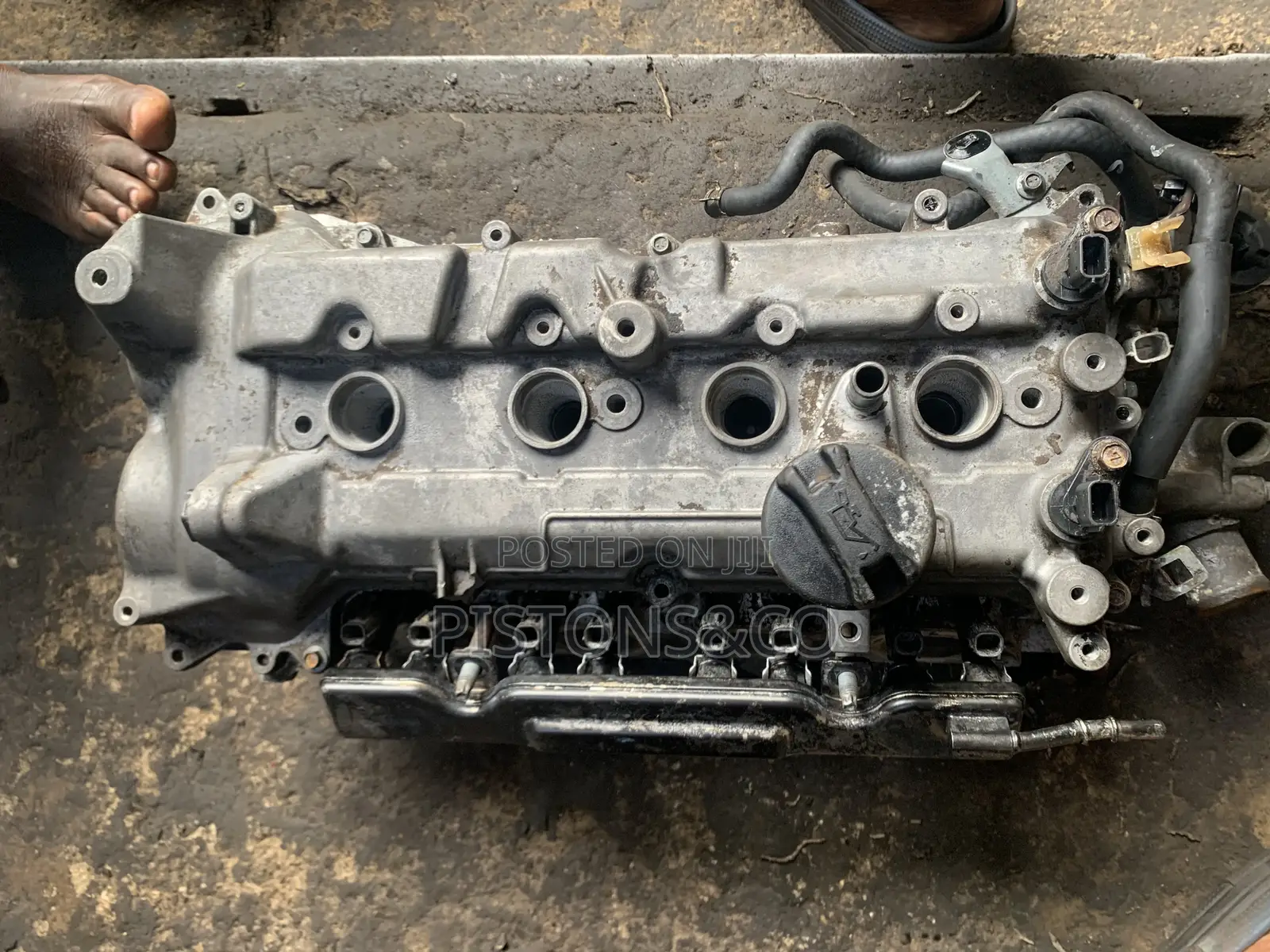 Nissan Note 4 Plugs 8 Injectors Engine Head