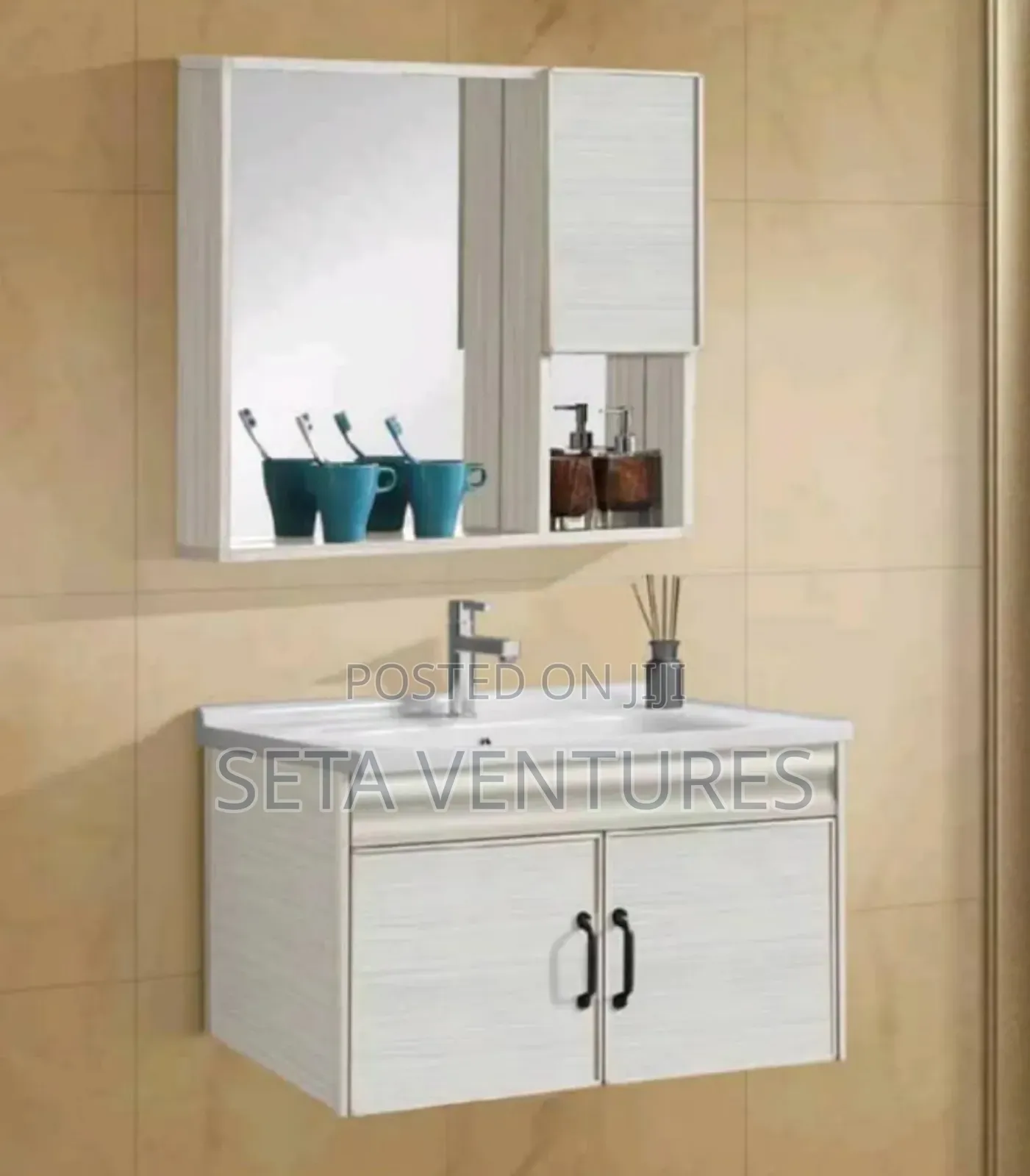 K 9269 Mirror and Cabinet