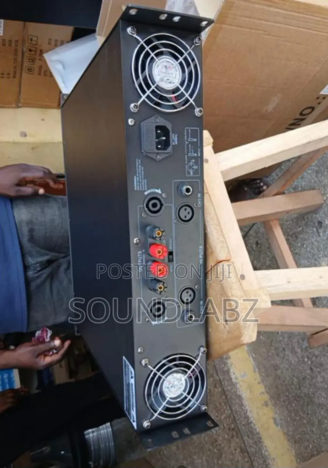 Peavey Cs4000 Power Amplifier