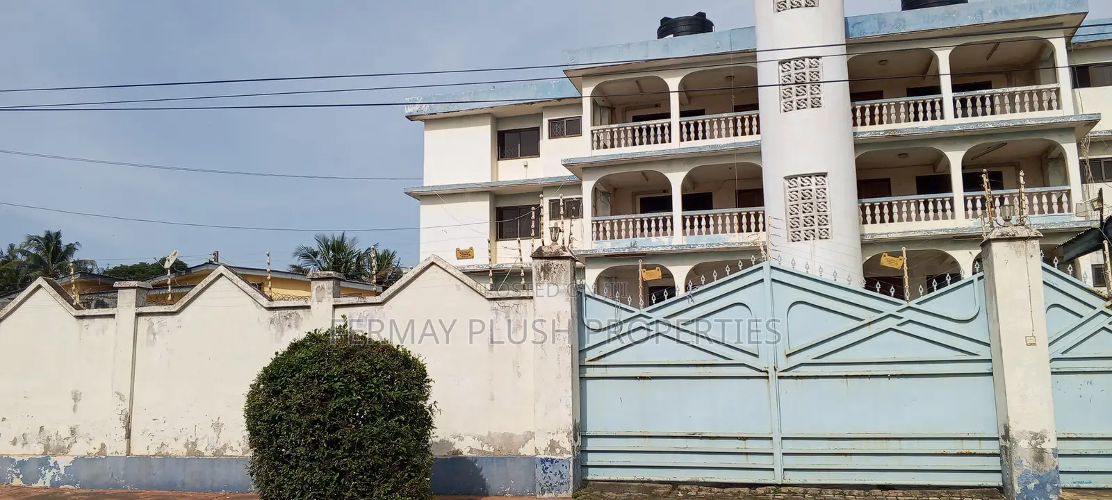 30 Rooms for Sale in Accra